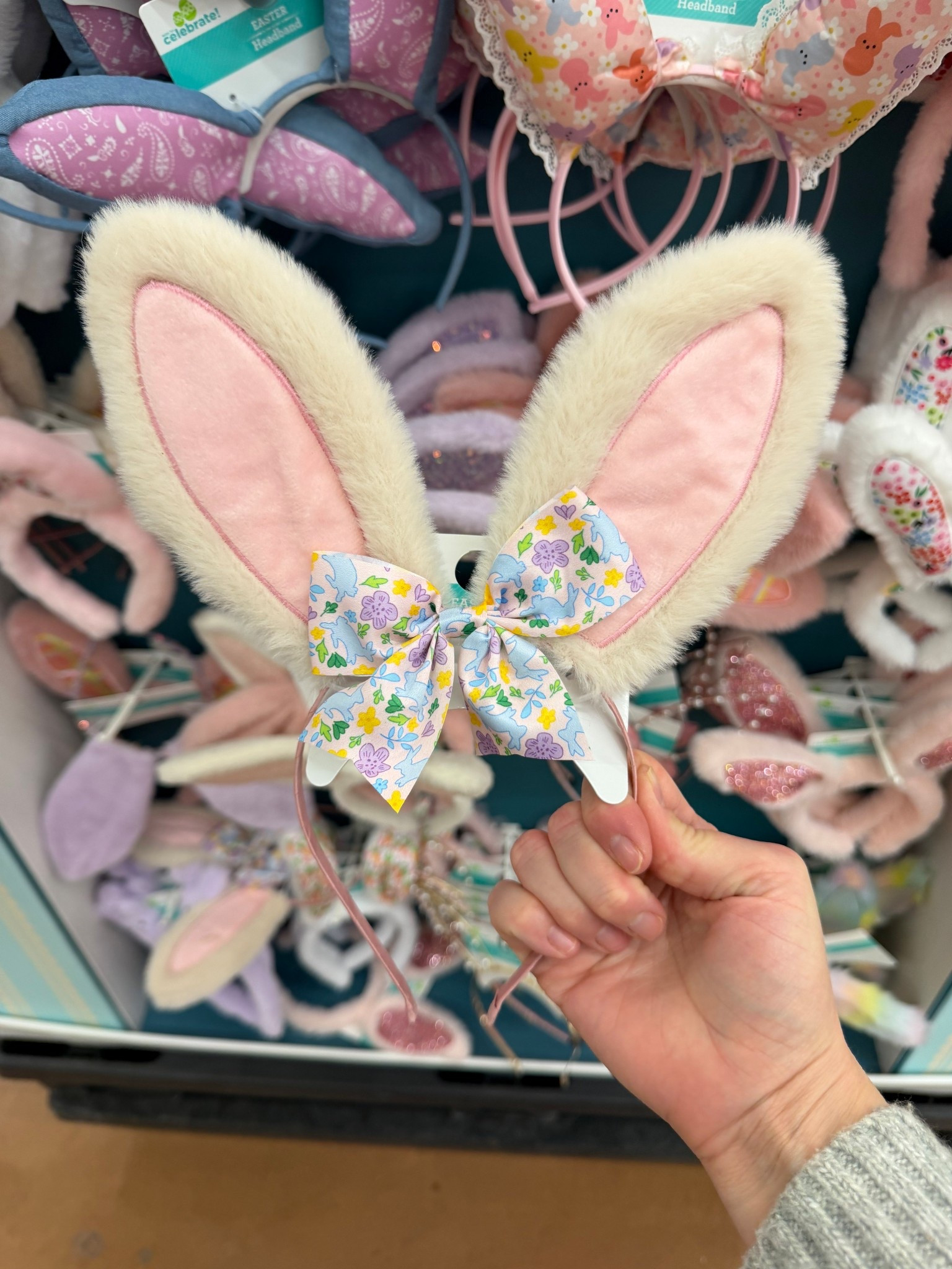 The bunny ears this year are honestly so cute 🐰🎀 There are so many adorable options for girls — fluffy ears, pastel colors, and the sweetest little bow details. Perfect for Easter baskets, egg hunts, spring photos, or just a fun little dress-up moment.

I rounded up my favorite affordable finds so you can easily grab one (or a few!) for the kids this season.

#EasterFinds #EasterBasketIdeas #BunnyEars #SpringFinds #KidsStyle #EasterFun #LTKFamily

#LTKKids #LTKmomlife #LTKSpringSale