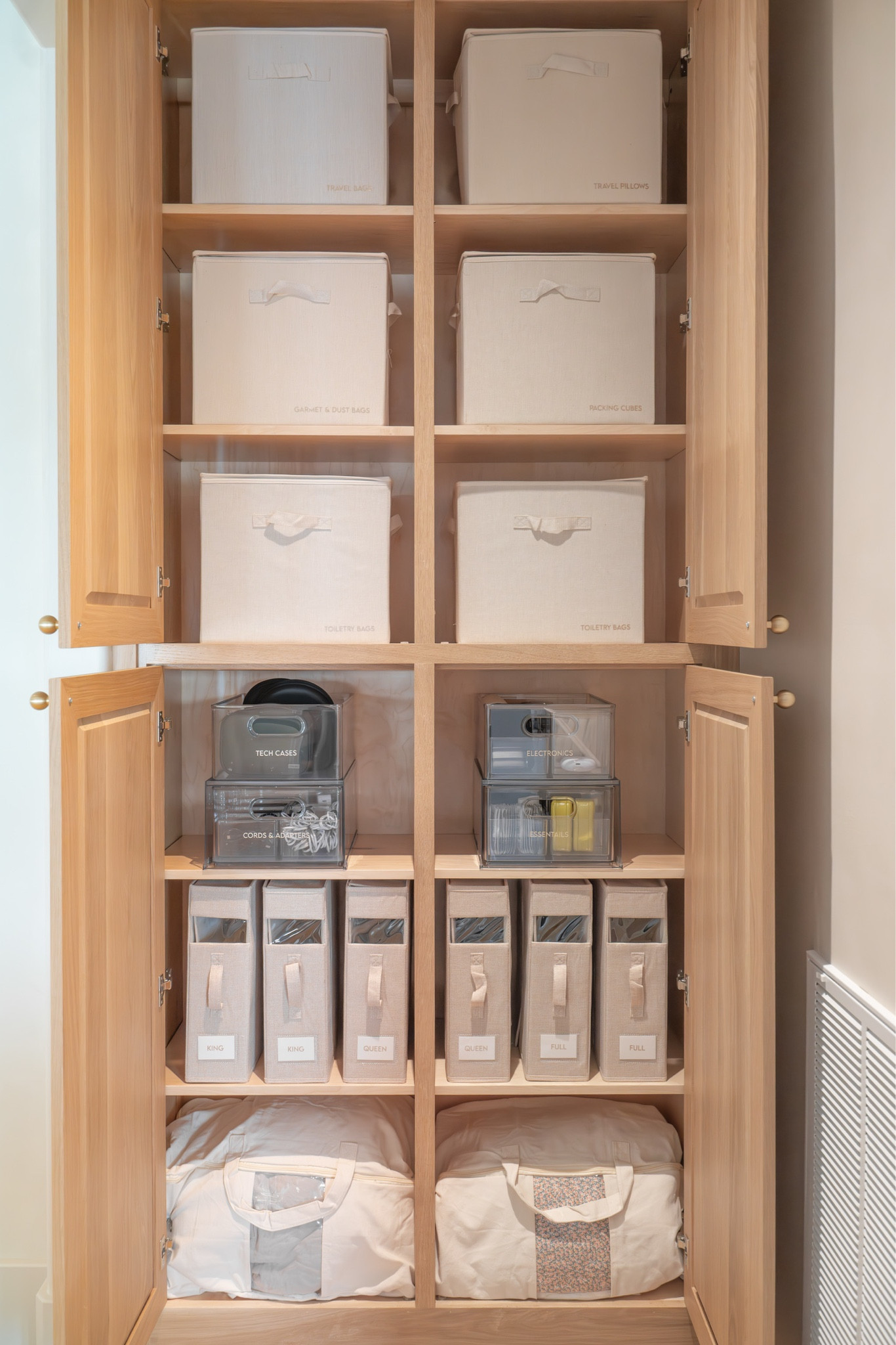 Command central for all things tech, travel, and hosting in the Nashville Nest!

#LTKHome