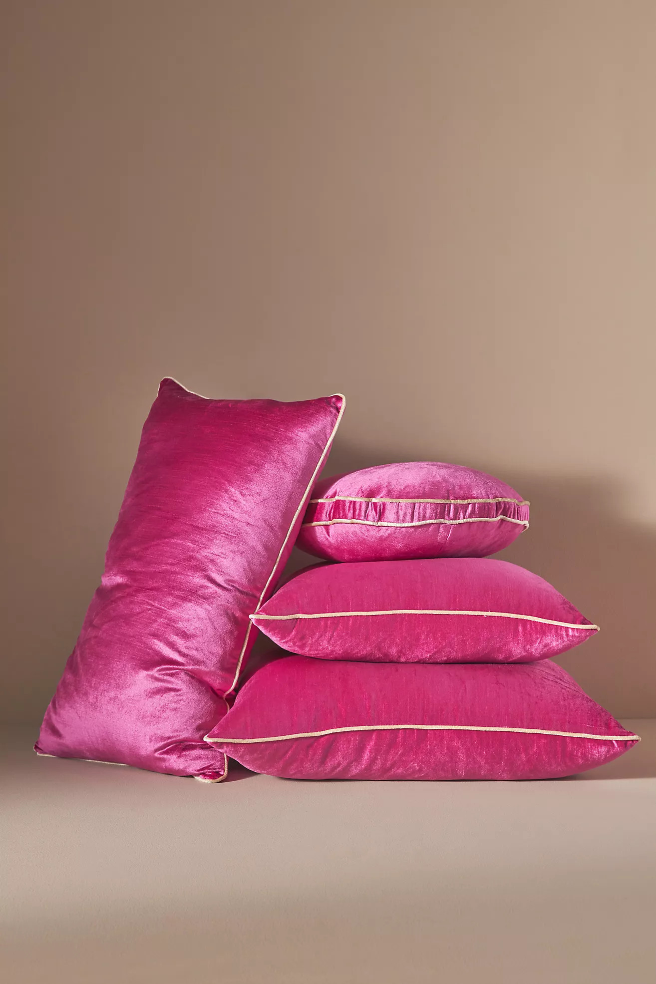 Adelina Velvet Pillow | Anthropologie (US)