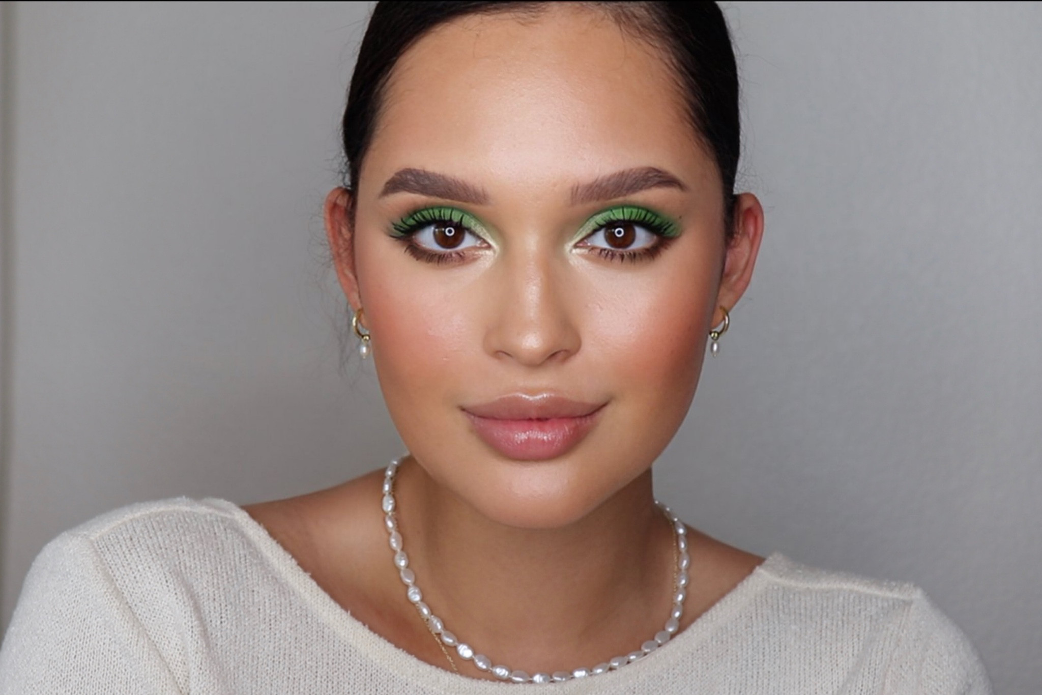 easy colorful eyeshadow makeup look 💚

#LTKbeauty #LTKU