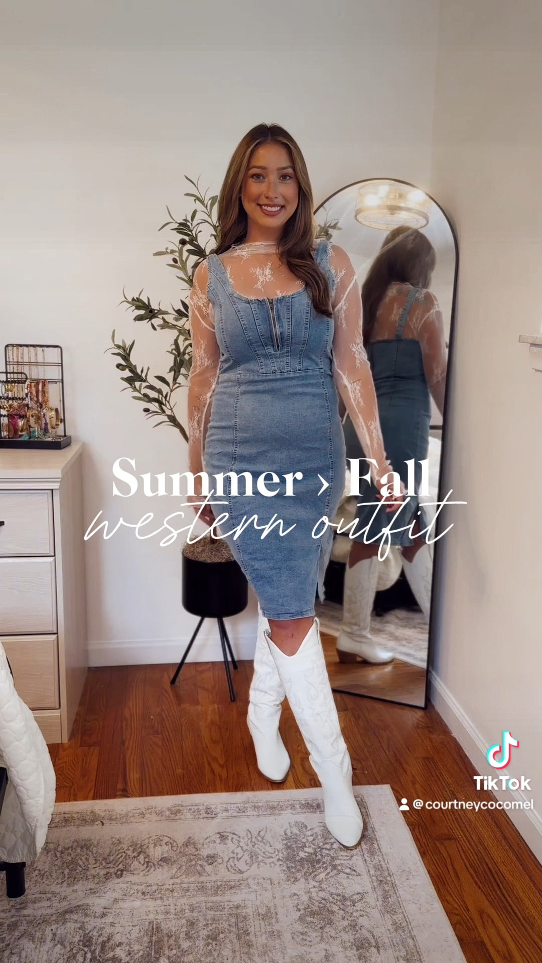 Summer 🤝 fall

Wearing a size large in the top and dress TTS

#LTKFallSale #LTKShoeCrush #LTKSeasonal