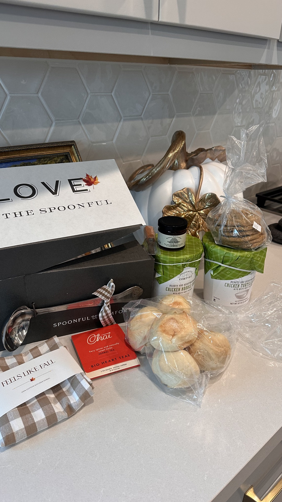 The easiest gift idea for literally any occasion 🤎🍂

Spoonful of Comfort gifted me their Up & Autumn Box, and it’s the cutest way to send someone a little love from near or far. Whether it’s a birthday, housewarming, thank you, holiday, or just because… comfort food delivered to their door is always a good idea.

Adding this one to my go-to gift list for every season ✨@Spoonful of Comfort

#LTKfoodie #LTKHome #LTKSeasonal