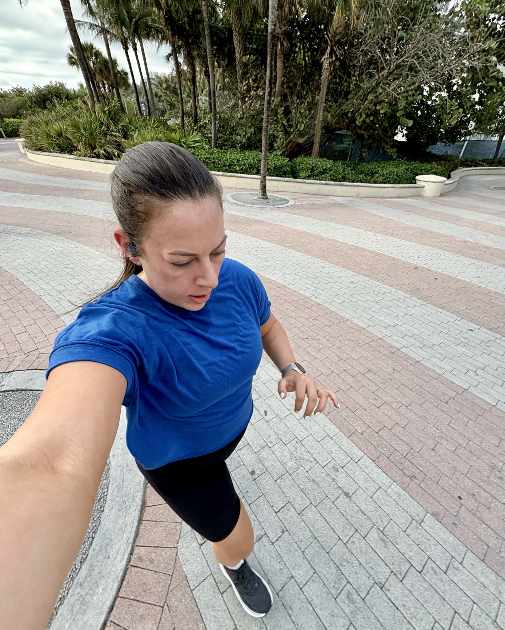 Loving this top that’s open in the back for warmer running. The old navy biker shorts are my favorite! 



#LTKSaleAlert #LTKFindsUnder50 #LTKActive