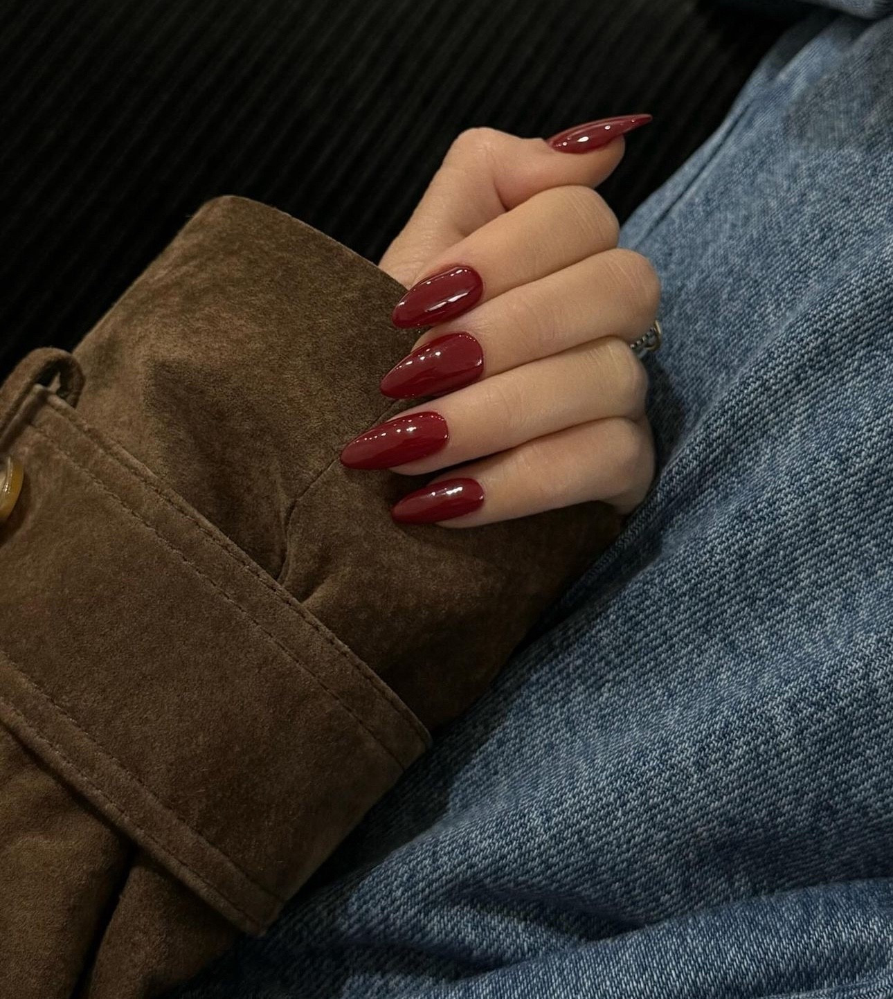 Brown suede jackets and deep red shades 

#brownsuede #fallfinds #falltrends #falljackets 

#LTKSeasonal #LTKStyleTip