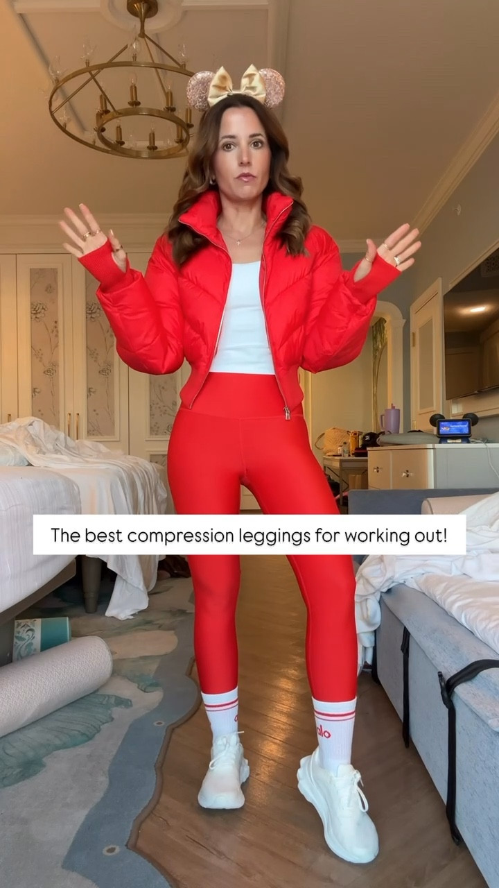 My Disney outfit of the day. My favorite Alo leggings in XXS. Alo puffer jacket in XXS. Also sneakers are TTS. Amazon tank top in XS. Winter activewear. Winter Athleisure. #LTKfitnessgoals


#LTKSeasonal #LTKTravel #LTKActive