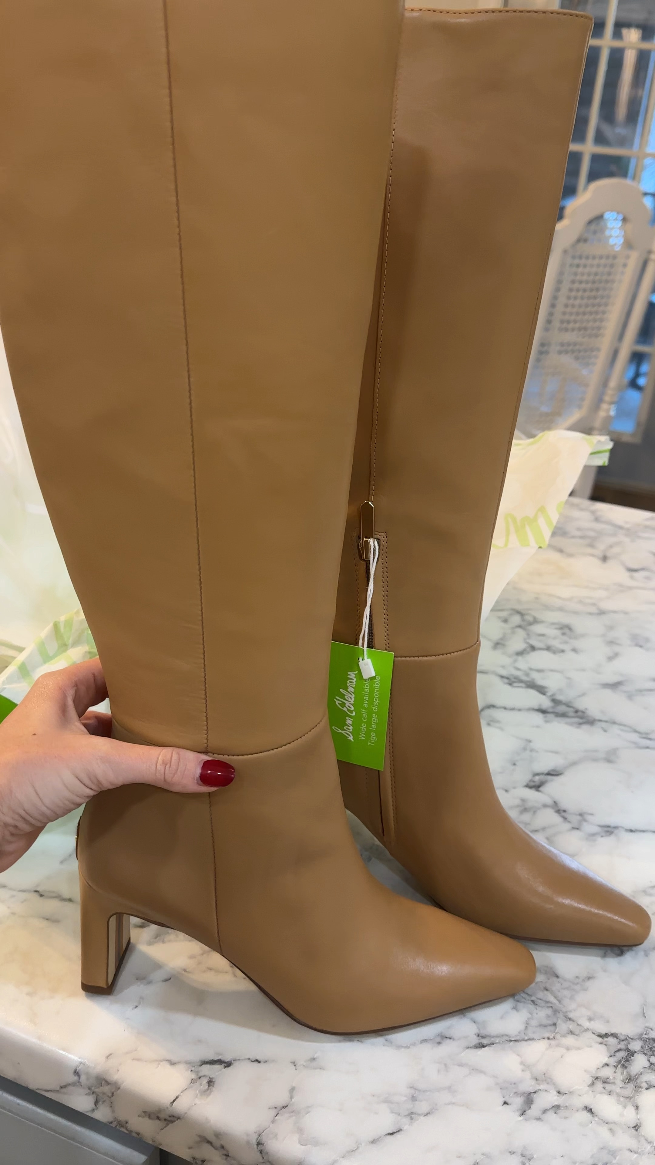 The most gorgeous leather knee high boots 🤩 they have them in a wide calf too that is highly rated! 
On sale + use code Goodbye2024 for $30 off! 

Perfect for parties, workwear, date night, holiday looks etc! 

Sam Edelman tan tall leather boots, wide calf boots, women’s winter boots, neutral holiday look



#LTKHoliday #LTKWatchNow #LTKGiftGuide