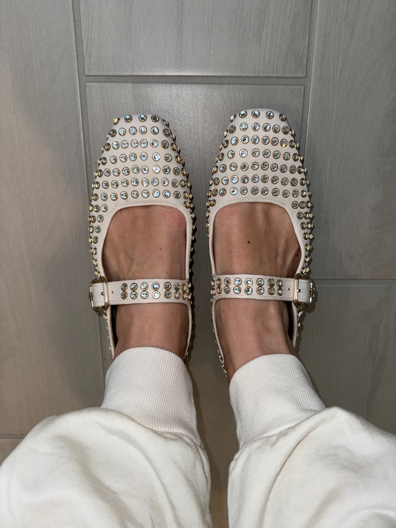 Closer up look of these beauties!! Under $100!! TTS

#LTKSaleAlert #LTKFindsUnder100 #LTKStyleTip