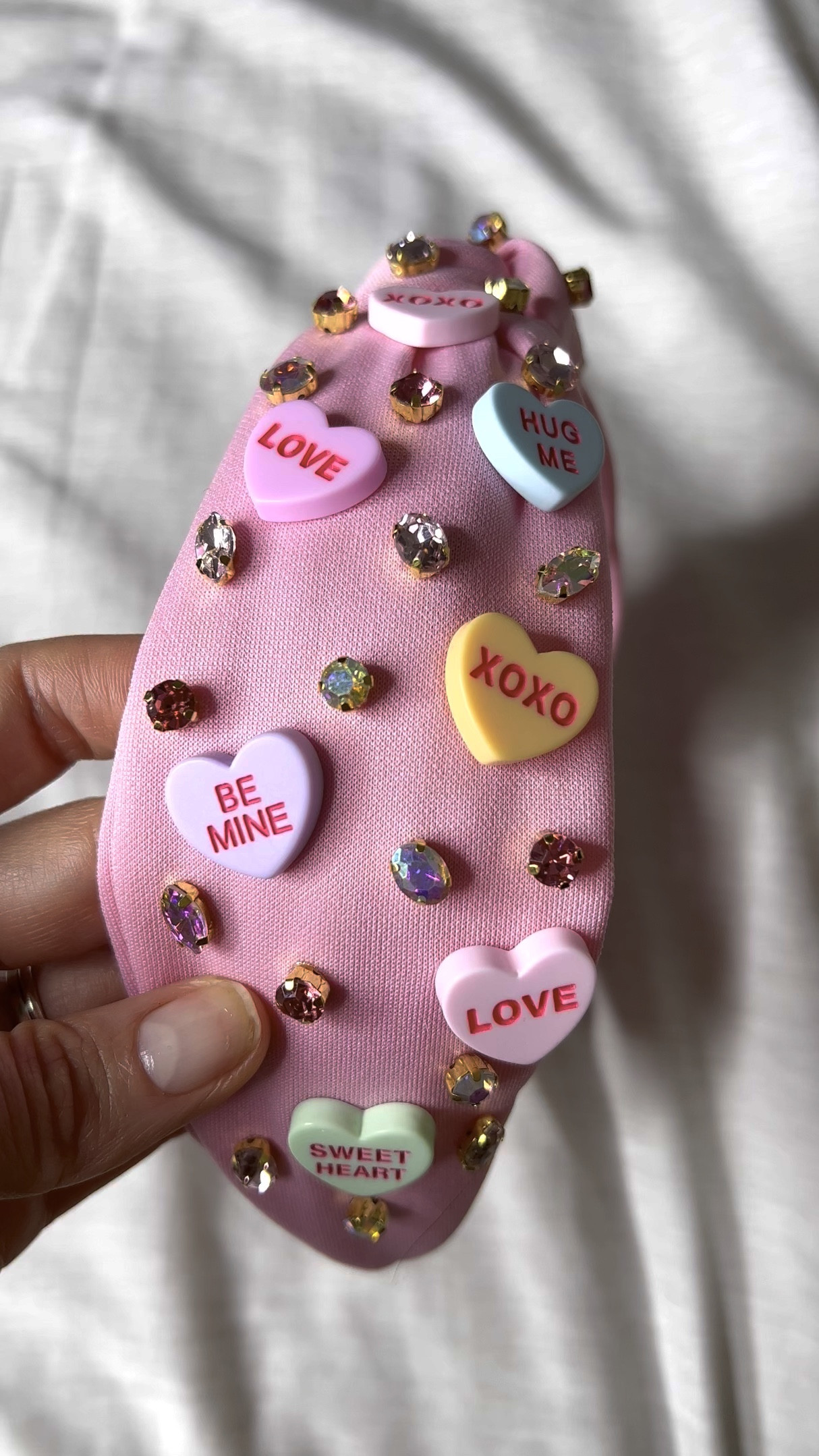 Cutest headband for Valentine’s Day!

#LTKSeasonal #LTKGiftGuide #LTKVideo