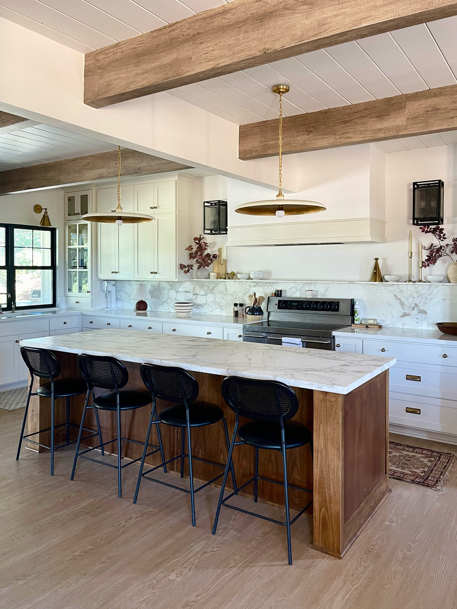 Kitchen sources! Our island pendants are on sale!

#LTKCyberWeek #LTKhome #LTKsalealert