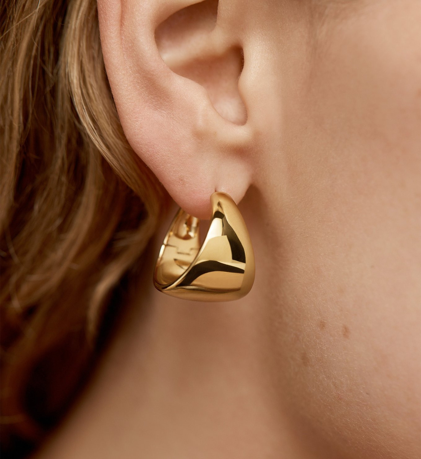 Tapered Large Hoop Earrings | Monica Vinader (Global)