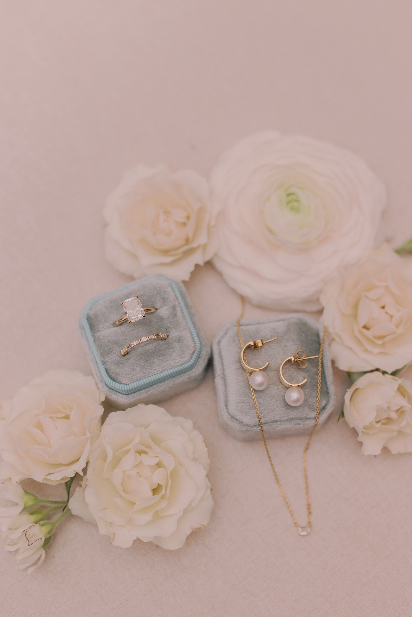 Wedding jewelry 🫶🏼💎🤍

#LTKCon #LTKSeasonal #LTKWedding