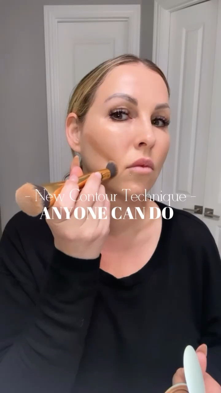 GRWM: easy contour technique!
Sharing this easy way to contour your face—simple and effective! 

GRWM, beauty, makeup, contour, bronzer, highlight, concealer, brushes, sponge, blending 

#LTKFind #LTKstyletip #LTKbeauty