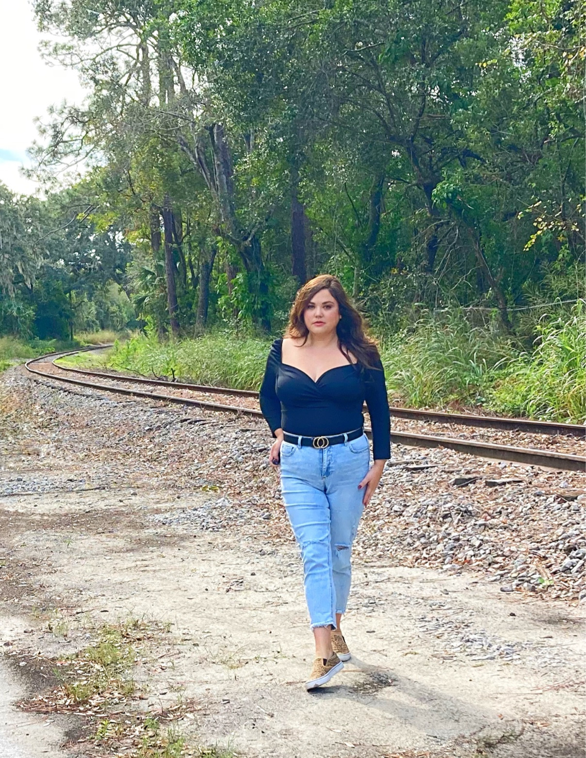 Crossing the railroad tracks looking extra fierce this Friday Eve 

#LTKfindsunder50 #LTKbump #LTKmidsize