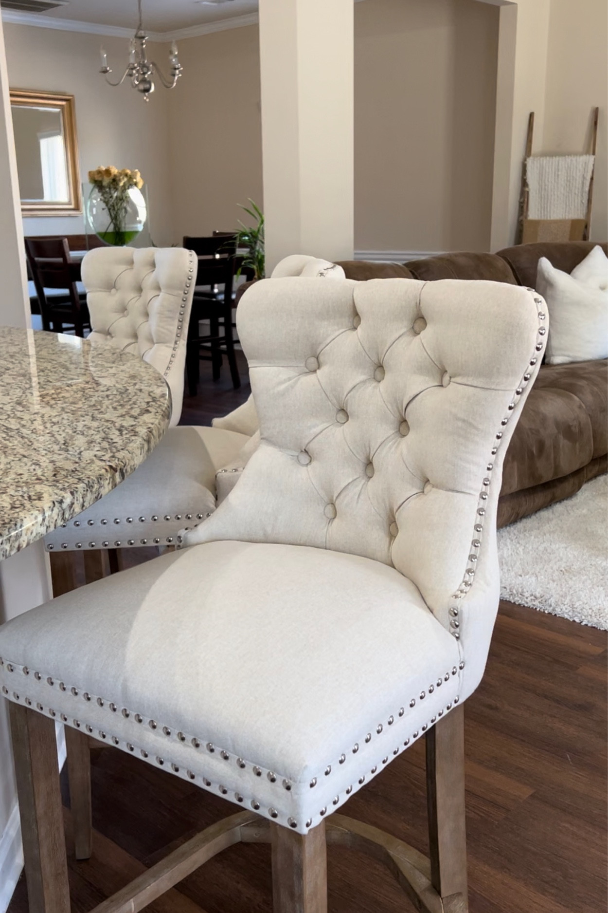 VESCASA Linen 30.7 Inches H Bar Stools Set of 4 with Tufted Back, Modern Nailhead Trim Upholstered Tall Barstools with Pull Ring.

#LTKhome #LTKstyletip #LTKFind