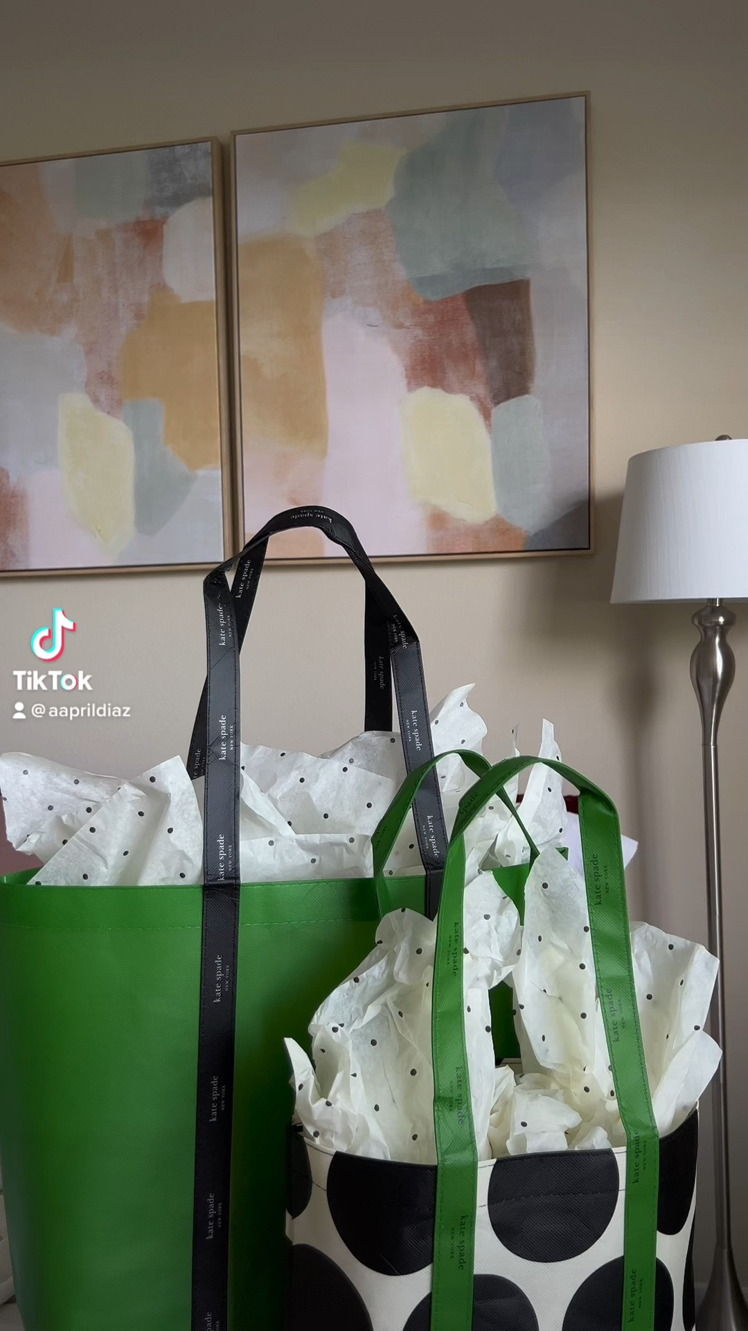 Spring bags 


#LTKitbag #LTKstyletip #LTKSeasonal