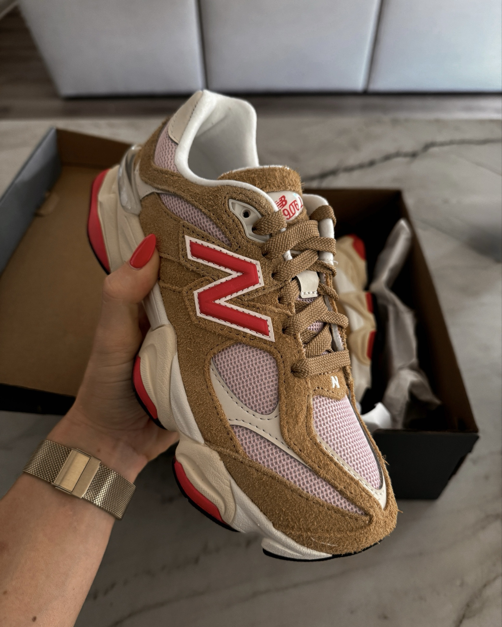 New Balance 9060 😮‍💨 ❤️🤎🩷

#LTKShoeCrush #LTKActive #LTKFitness