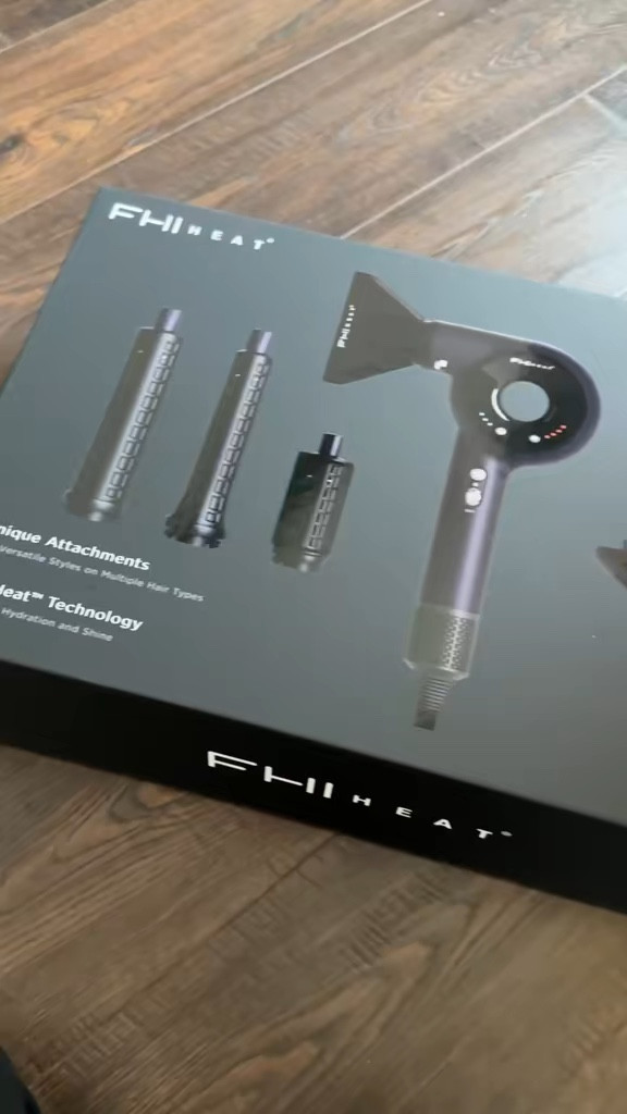 best hair tool! #hair #hairtool #airstyle

#LTKBeauty