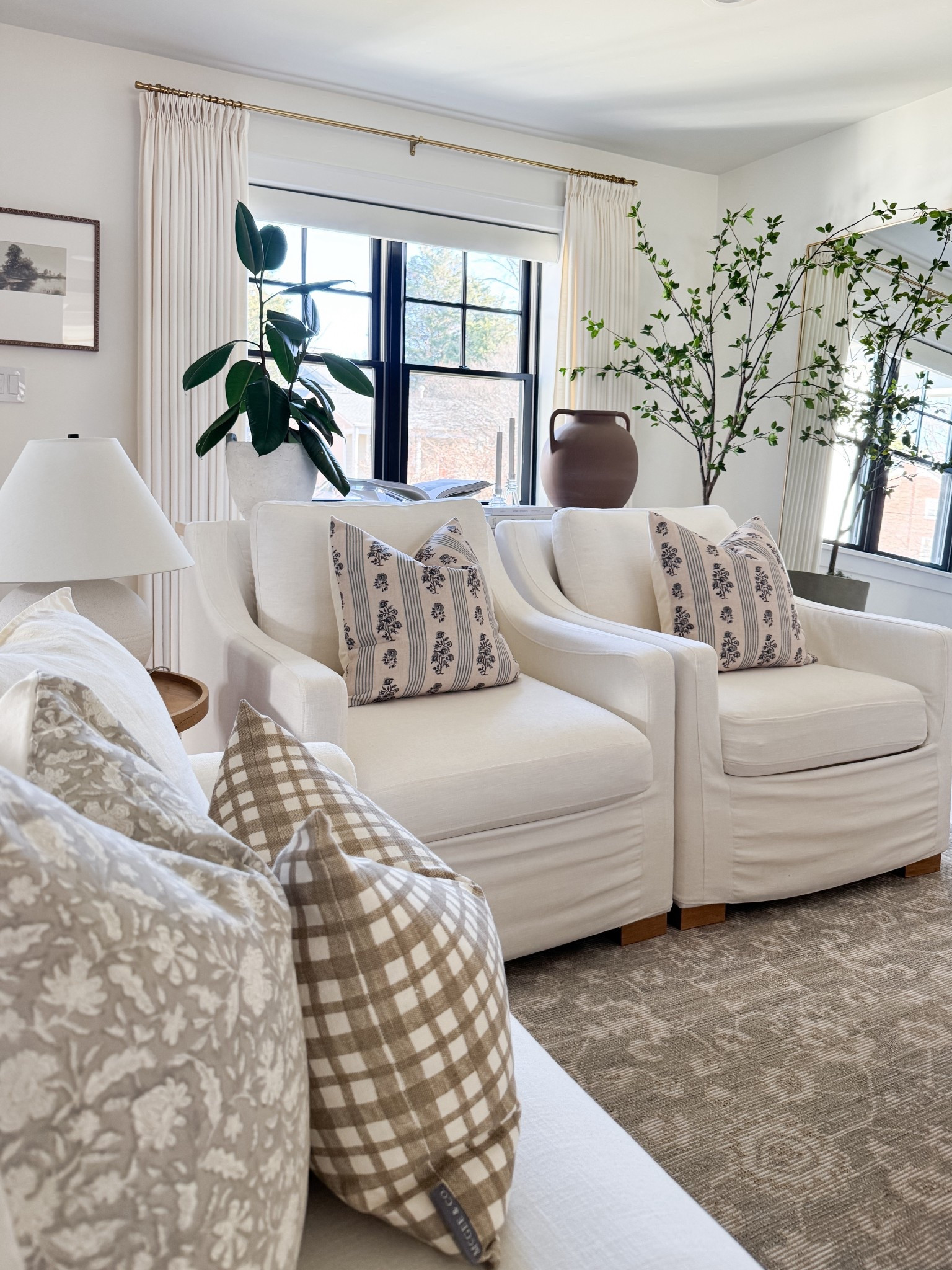 Spring layers in the living room — light, neutral, and easy to live with.

These white slipcovered accent chairs are a classic silhouette that always feels fresh. Paired with my favorite affordable neutral rug and budget-friendly pillow covers that give that McGee & Co look without the splurge — it’s the simplest seasonal refresh.


#LTKhome #LTKsalealert #LTKstyletip
