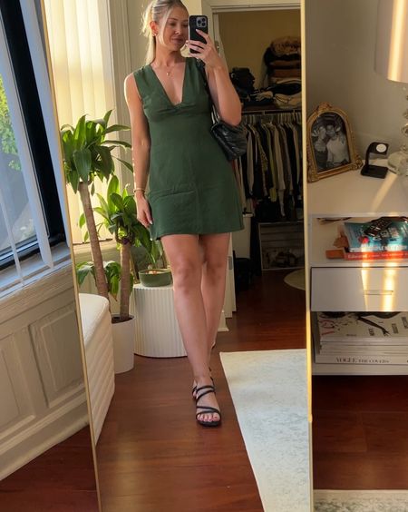 Date night outfit!! 💚

I typically wear a “regular” length in dresses, but it felt super short, so I’m wearing a small, tall. I’m 5’6 for reference 🫶🏼

#LTKStyleTip #LTKFindsUnder100 #LTKTravel