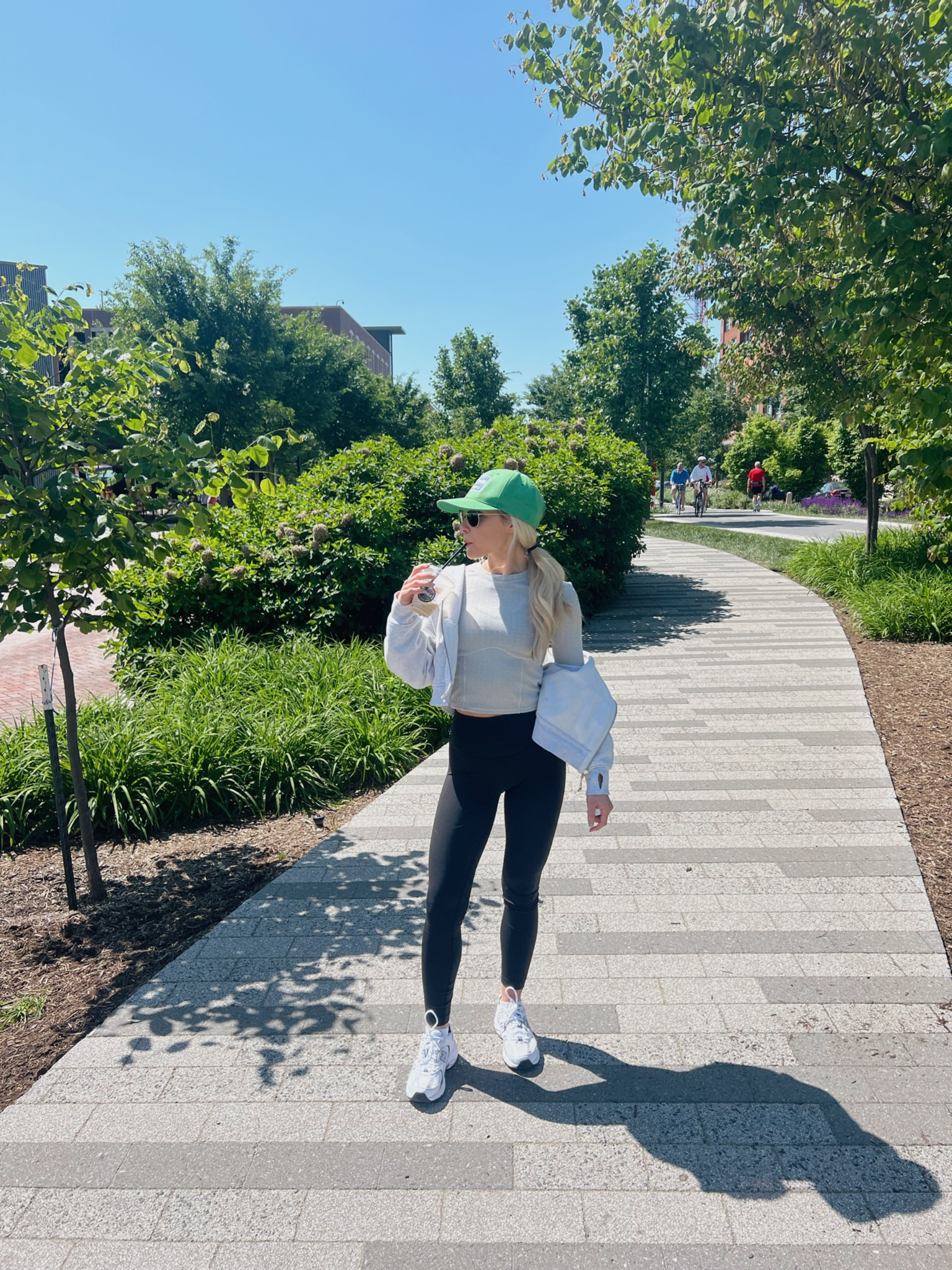 Little sunshine, walk & coffee🌞☕️

Vuori, lululemon, workout, fitness, new balance 530, running shoes, workout shoes, athletic outfit, petite fashion, raybans, cute hat, lululemon scuba 

#LTKtravel #LTKstyletip #LTKfitness