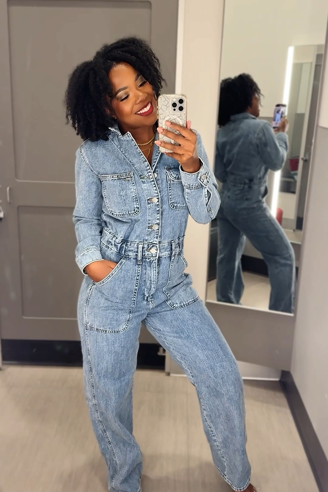 Target denim is my favorite, wearing a size 6 and Medium 🤞🏾

#LTKFindsUnder50 #LTKSaleAlert #LTKVideo