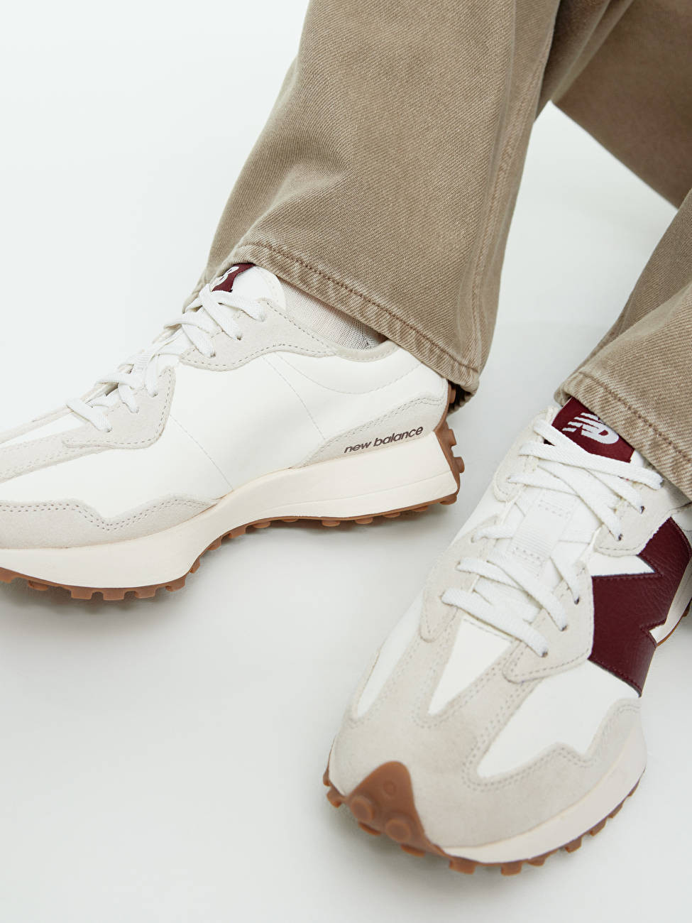 New Balance 327 Trainers | ARKET (US&UK)