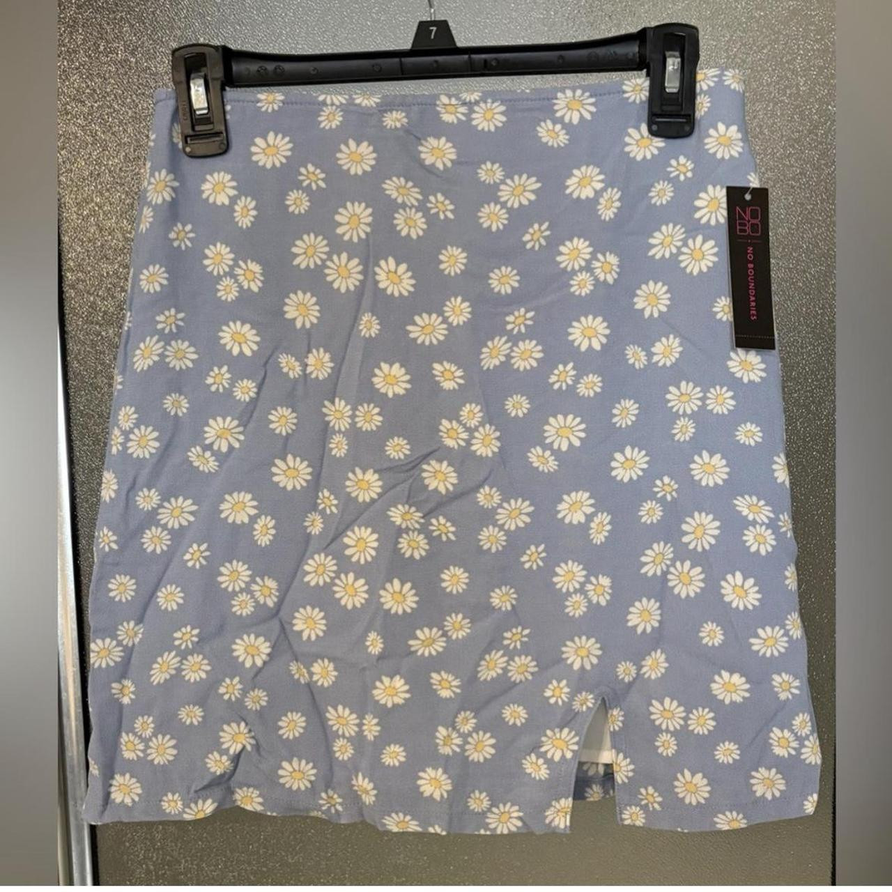 No Boundaries Women's Skirt - Blue/Multi - S | Depop US