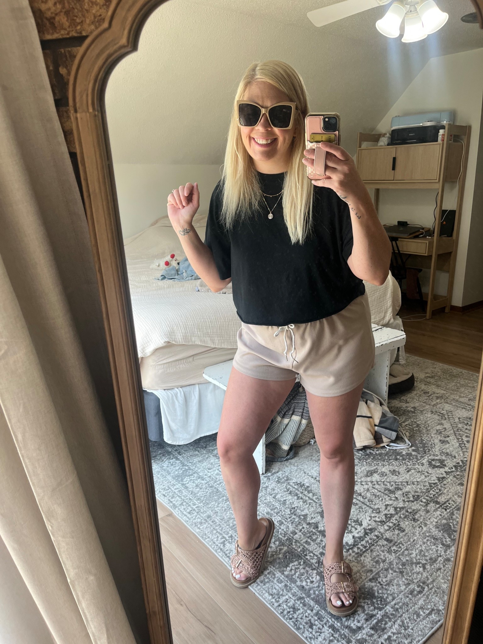 Comfy summer mom outfit 

#LTKMidsize #LTKSummerEdit #LTKOver40