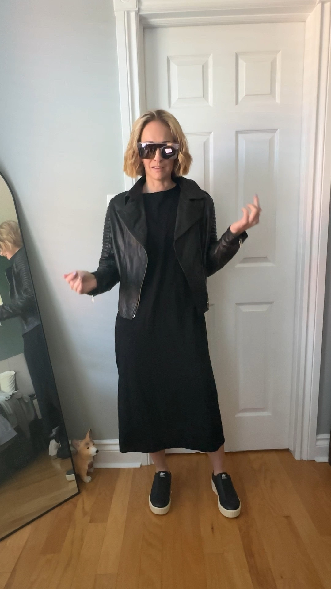 Feeling cool for fall weather. Simple, cozy and a vibe. 

Dress Amazon XS
Jacket - Custom from SA BUT LINKED SIMILAR
Shoes Sorel
Glasses SOJOS 

#LTKstyletip #LTKdresses