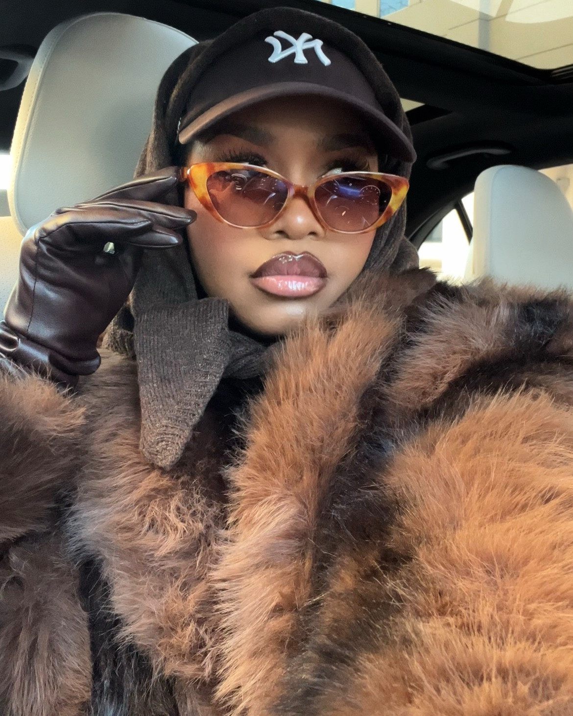 Faux furs, hats, & scarfs for the cold season! 🤩

#LTKootd #LTKSaleAlert #LTKFindsUnder100