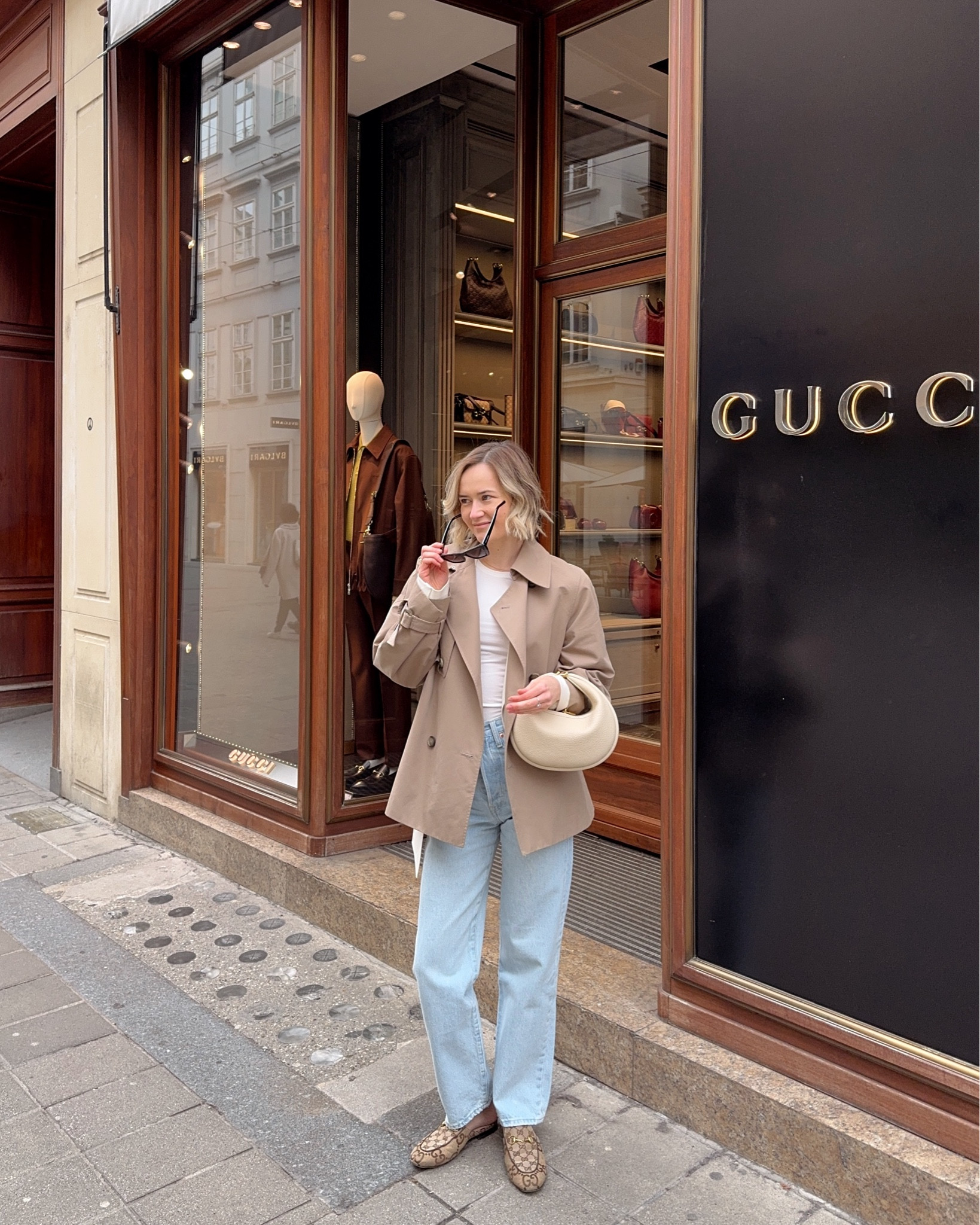 #Trench #ShortTrench #KurzTrench #SpringOutfit #SpringLook #BlueJeans #Jeans #StraightJeans #straightbluejeans #Basics #CreamBack #InspirationForSpring # #FrühlingOutfit #FrühlingLook #JeansFürFrühling #FrühlingTrench

#LTKeurope #LTKspring #LTKdeutschland