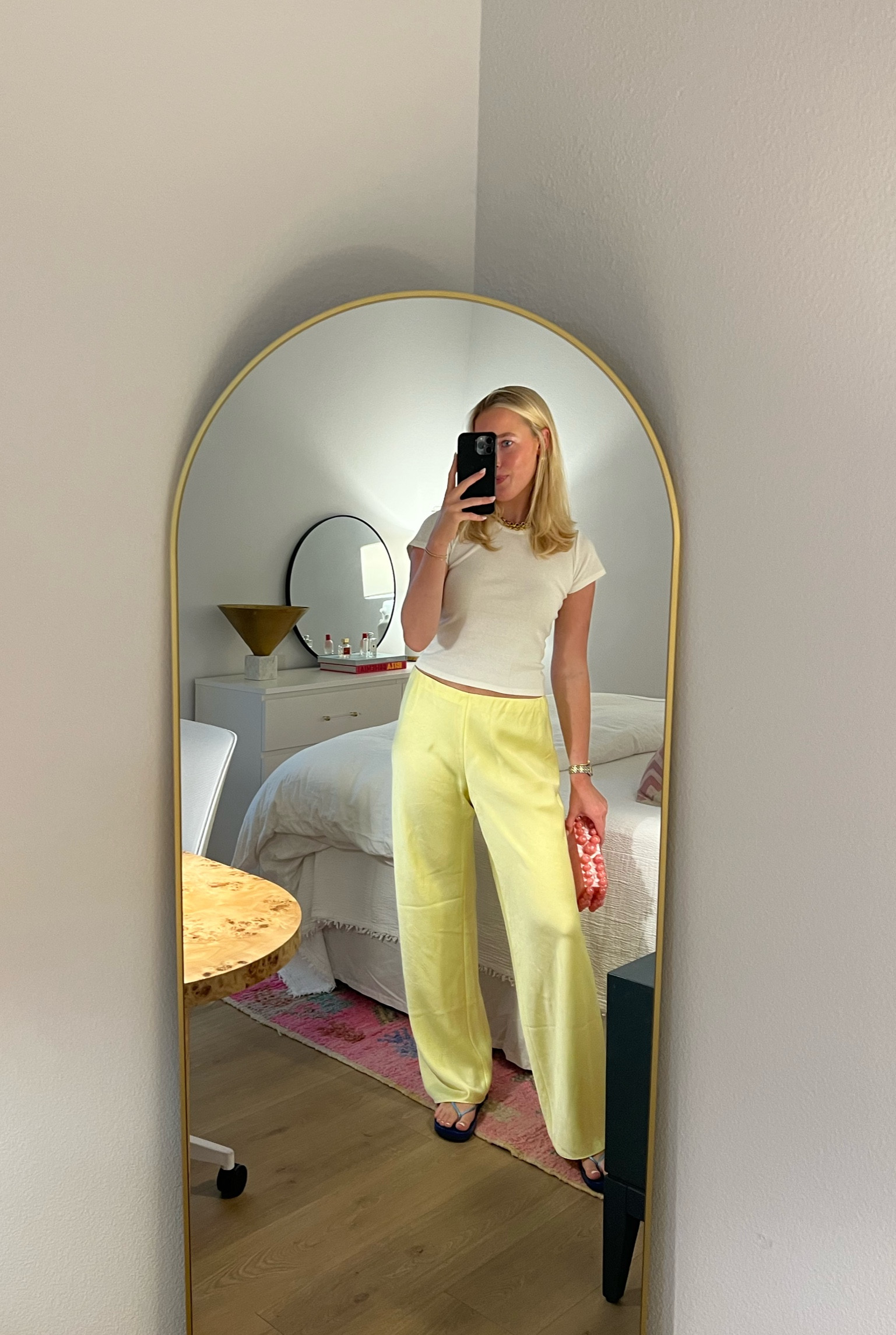 Summer look! 💛🩷

#LTKSeasonal #LTKshoecrush #LTKstyletip