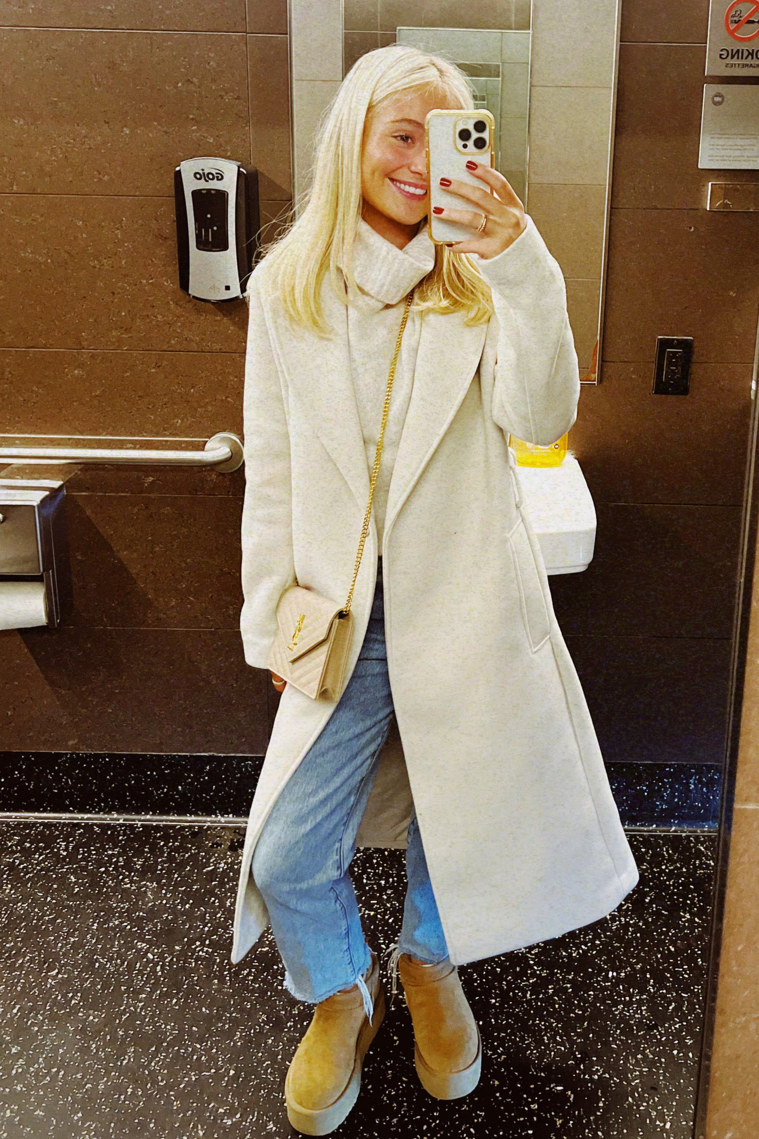 Under 100 New York outfit🤍🤍🤍🤍 winter outfit inspo, nyc outfits, winter outfits, trench coat outfit ideas, ugg mini platform outfit ideas

#LTKHoliday #LTKSeasonal #LTKfindsunder100