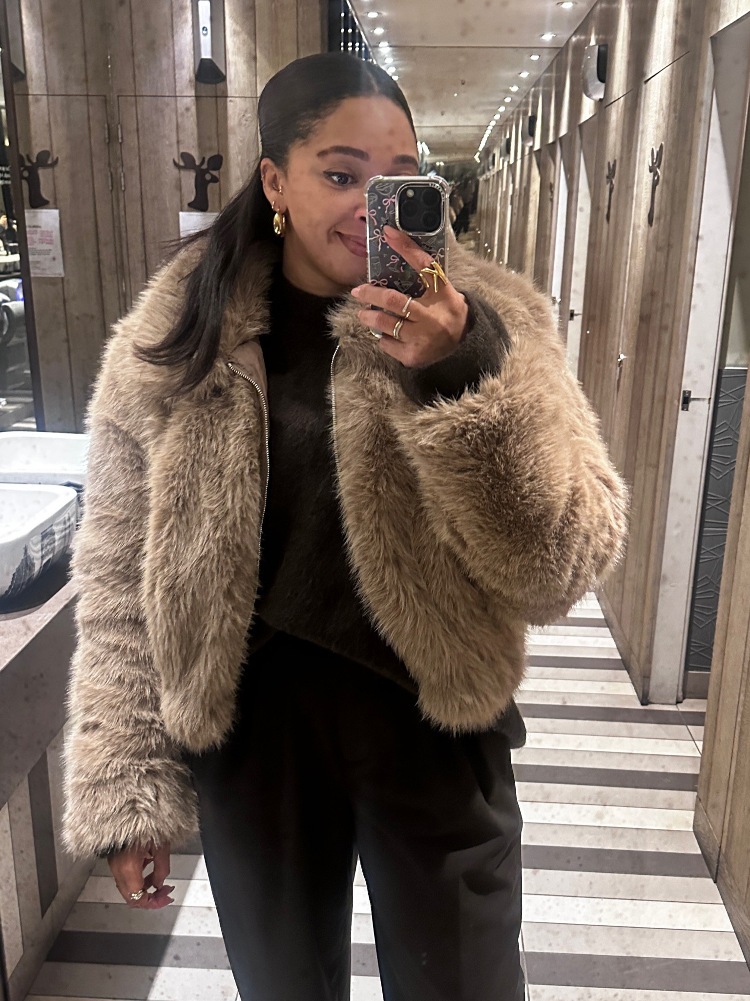 Favourite day to night jacket atm

#LTKspring