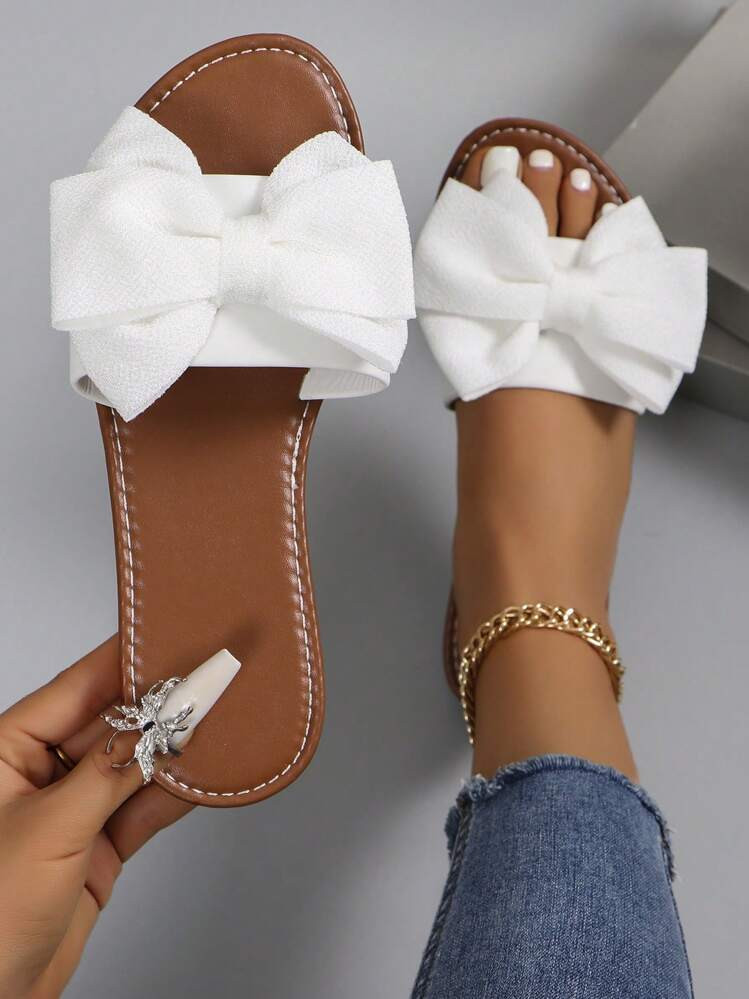 2024 Summer New Fashion Bowknot Large Size Beach Slippers For Women, Soft-Sole Valentines | SHEIN