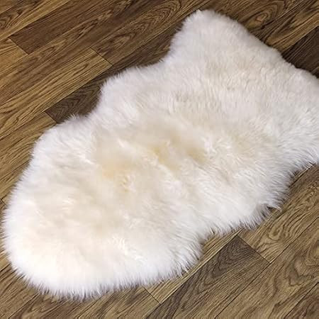 Safavieh Sheep Skin Collection SHS121A Handmade Rustic Glam Genuine Pelt 3.4-inch Extra Thick Accent | Amazon (US)