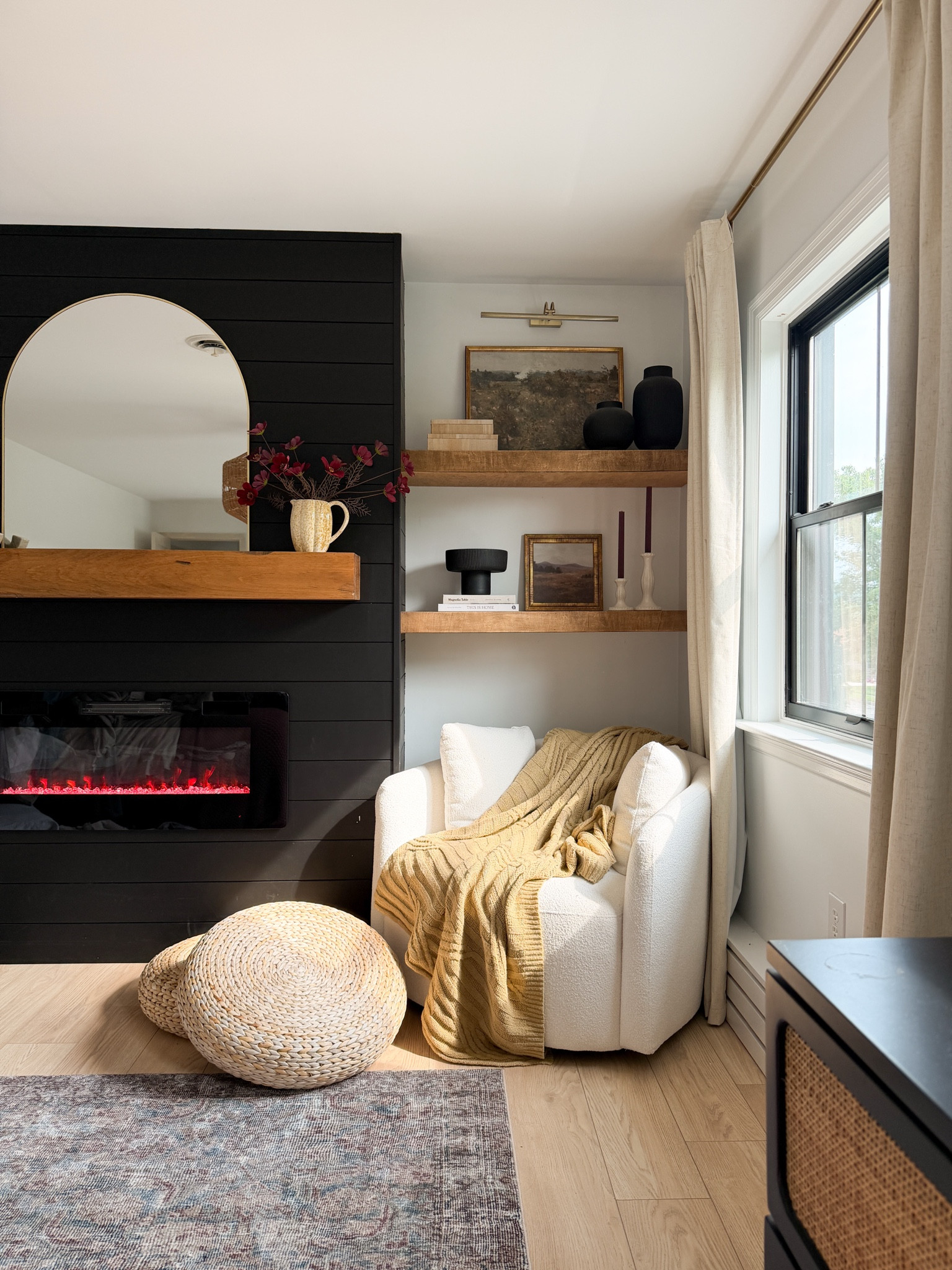 #ad Fall is just around the corner and that means it’s time to refresh my home decor! Wayfair has an unlimited selection of timeless, neutral, and affordable pieces that are sure to many any home look cozy and festive! @wayfair #WayfairPartner #wayfair