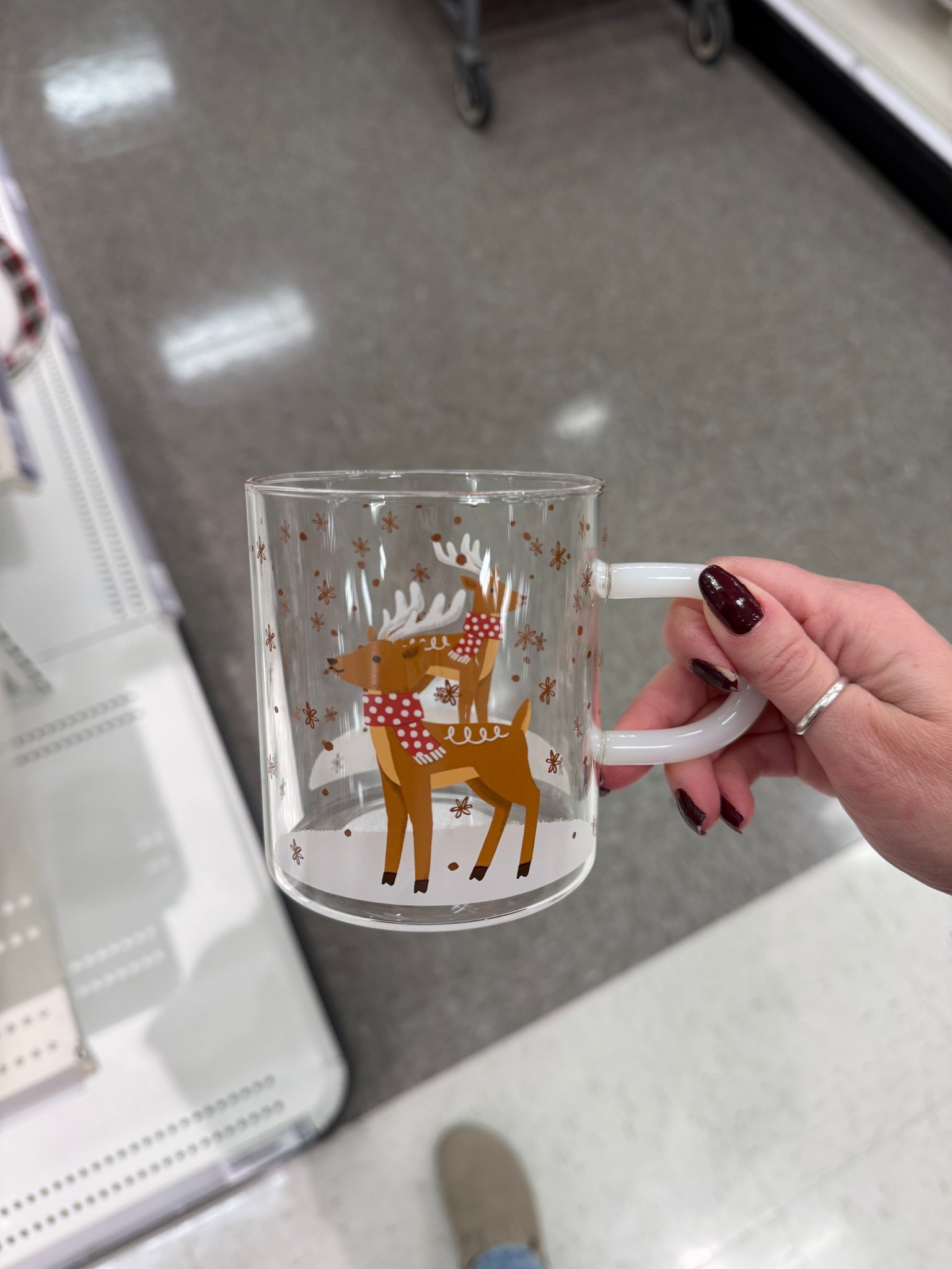 this is the cutest little glass! Love the reindeer, so fun and festive. And only $5!!

Holiday, glassware, drink ware, Christmas, kitchen finds, festive, holidays, Christmas finds,

#LTKHome #LTKHoliday #LTKGiftGuide
