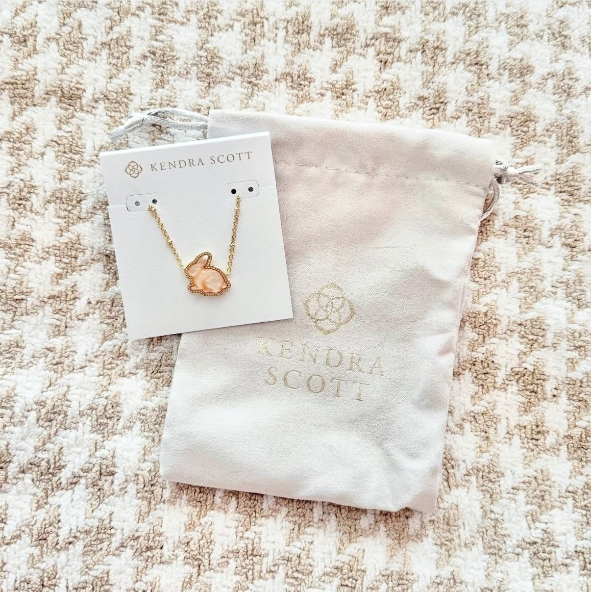 @kendrascott has the cutest bunny necklace for Easter!

Bunny Gold Short Pendant Necklace in Matte Blush Pink Dichroic Glass
$75.00
Also available in matte light blue dichroic glass

Free shipping on $85+ orders 


#LTKSeasonal
