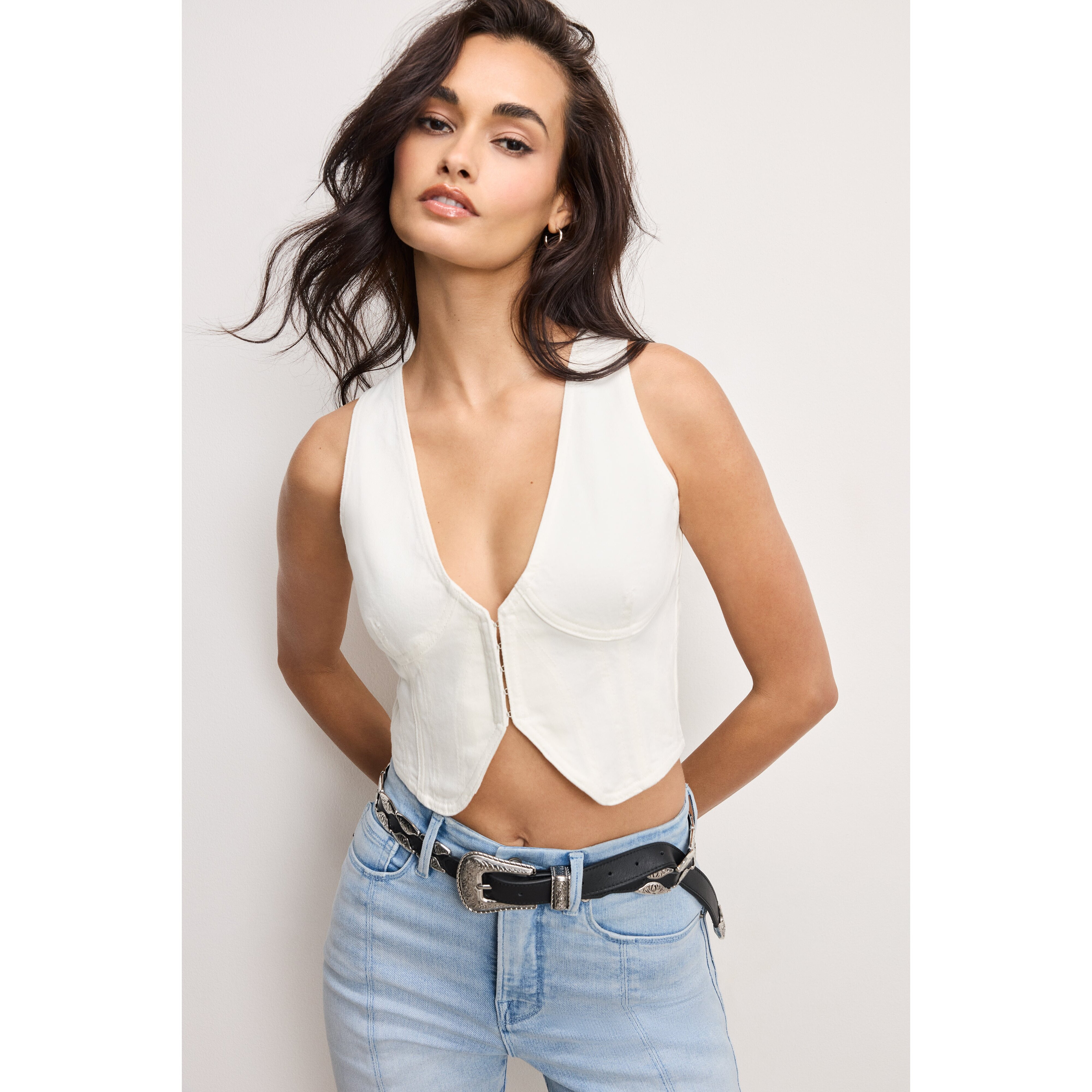 Women's Denim Vest | Cloud White, Size Large | Good American by Khlo� Kardashian | Good American