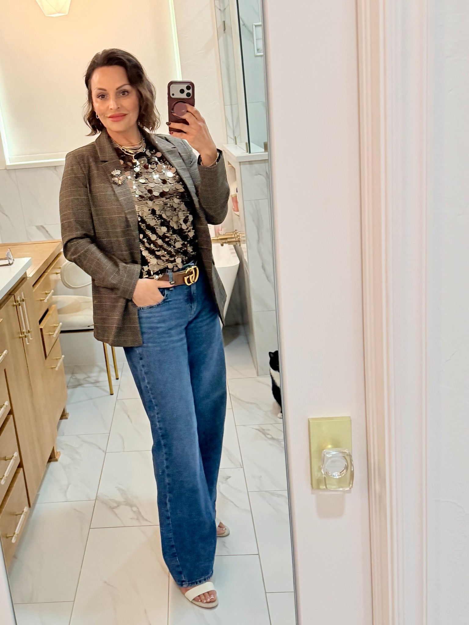 It’s finally fall, and I love a little sparkle with my plaid jacket  

#LTKStyleTip #LTKHoliday #LTKWorkwear