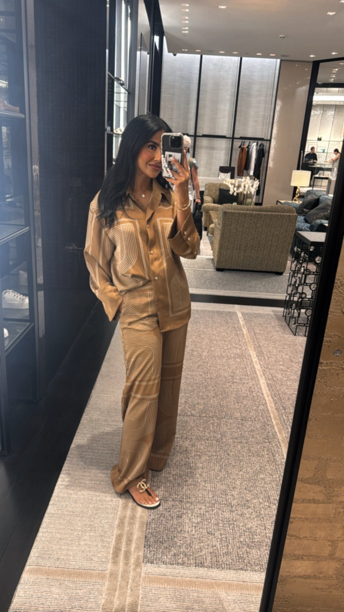 I’m wearing an xs in top and bottoms.

I’m 5 foot 1 

#LTKeurope #LTKsummer #LTKluxury