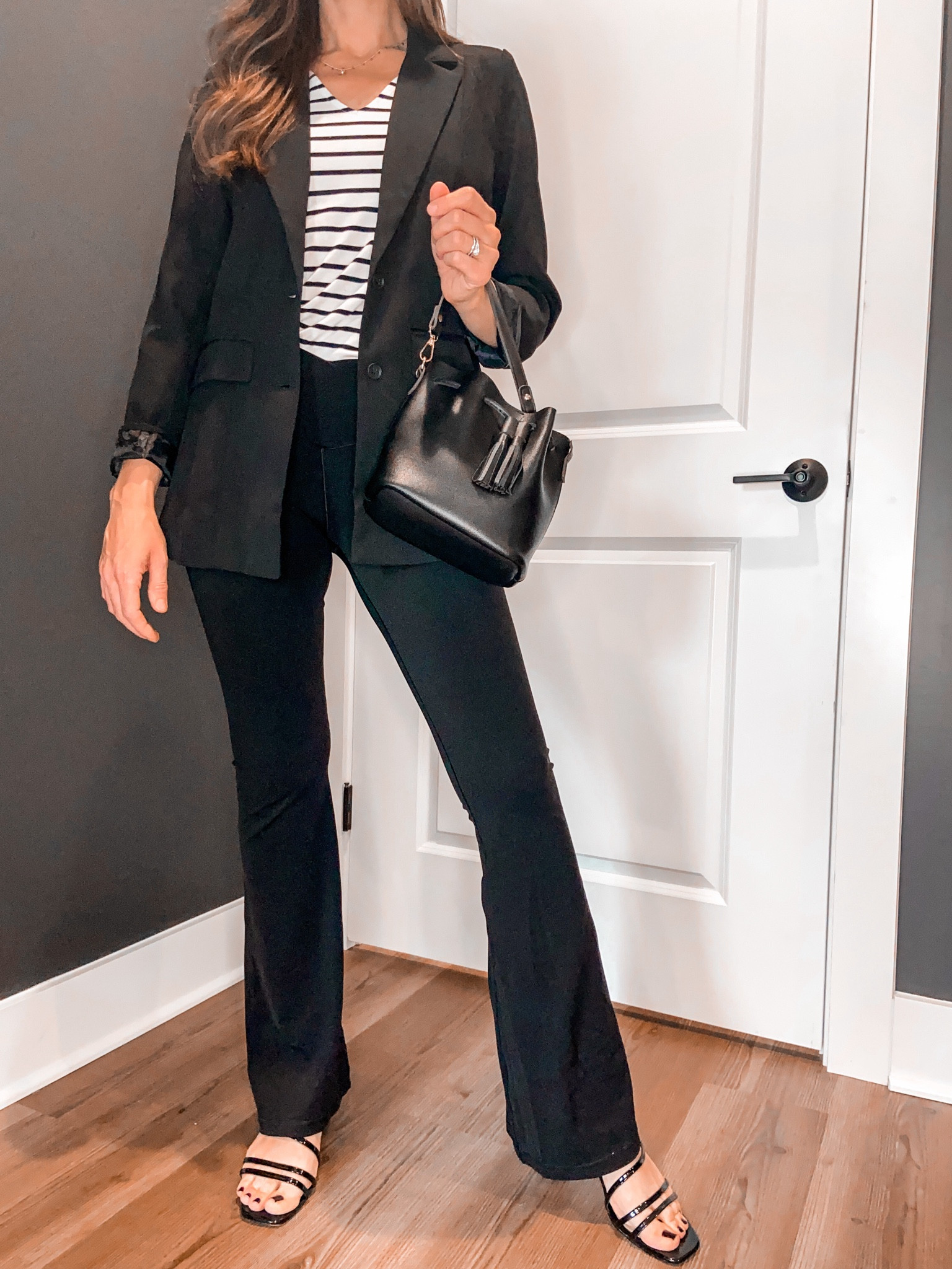 Flared leggings outfits

#LTKfindsunder100