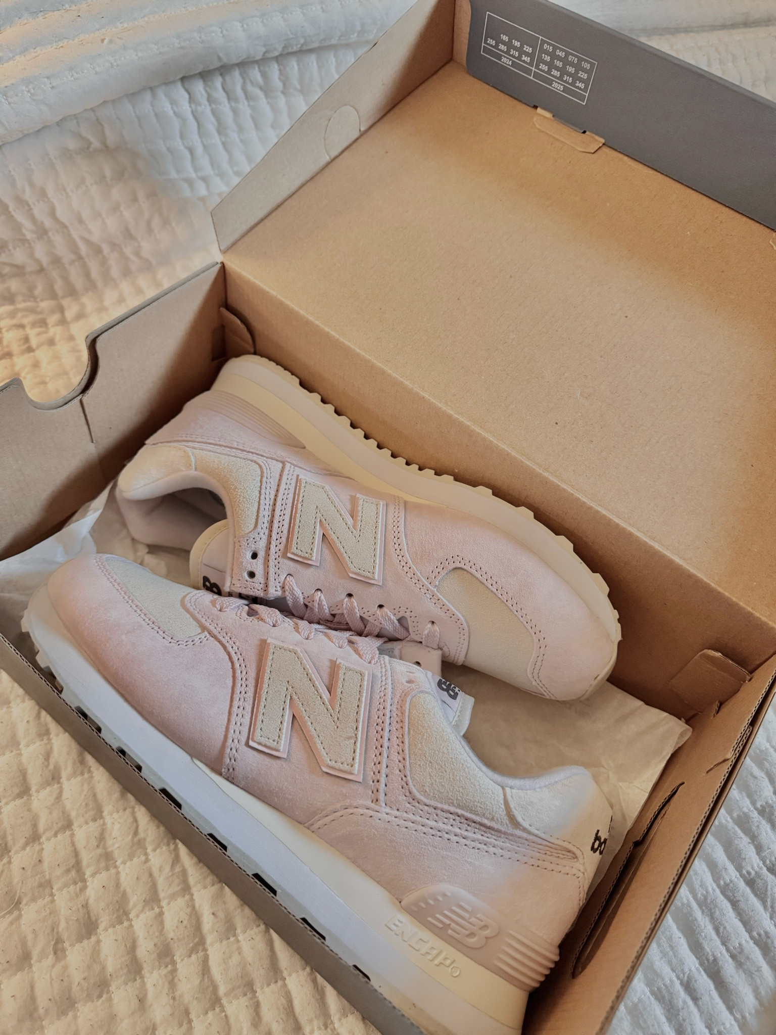 Pink New Balance 574’s🎀✨🤍 #shoes #pinkshoes #newbalance #newbalance574