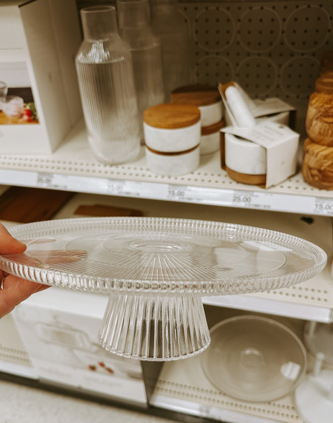 Target ribbed cake stand #target #targetkitchen #targethome #targetfind

#LTKFind #LTKhome #LTKSeasonal