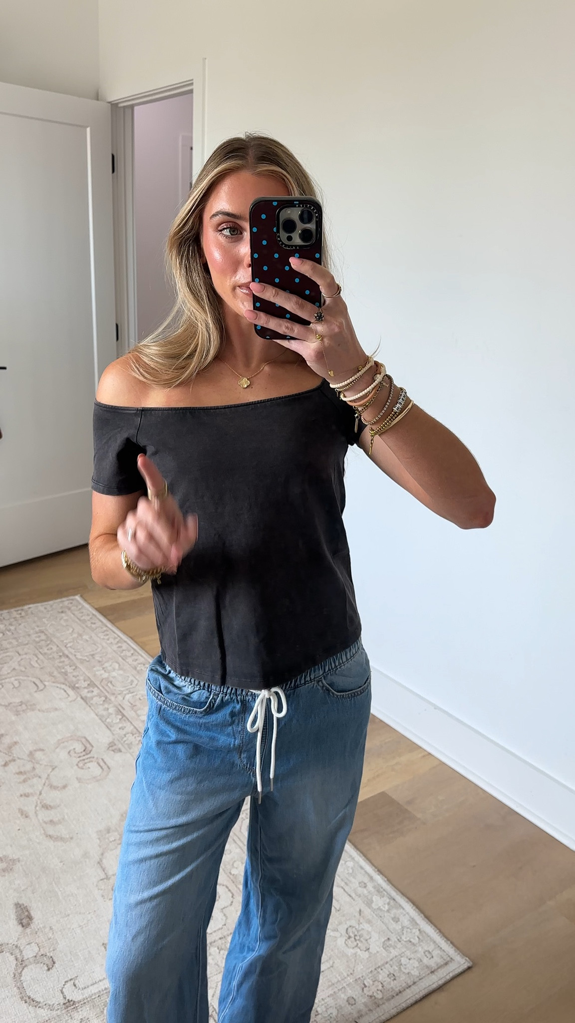 @nuuds  size xs The Ease Tee is your go-to for easy, throw-on style. Made from soft, stretchy cotton jersey that’s washed for that perfectly worn-in feel, it skims the body without clinging. The off-the-shoulder fit keeps it relaxed, and the built-in shelf bra means you can skip a bra altogether.

#LTKootd #LTKgrwm #LTKdayinmylife