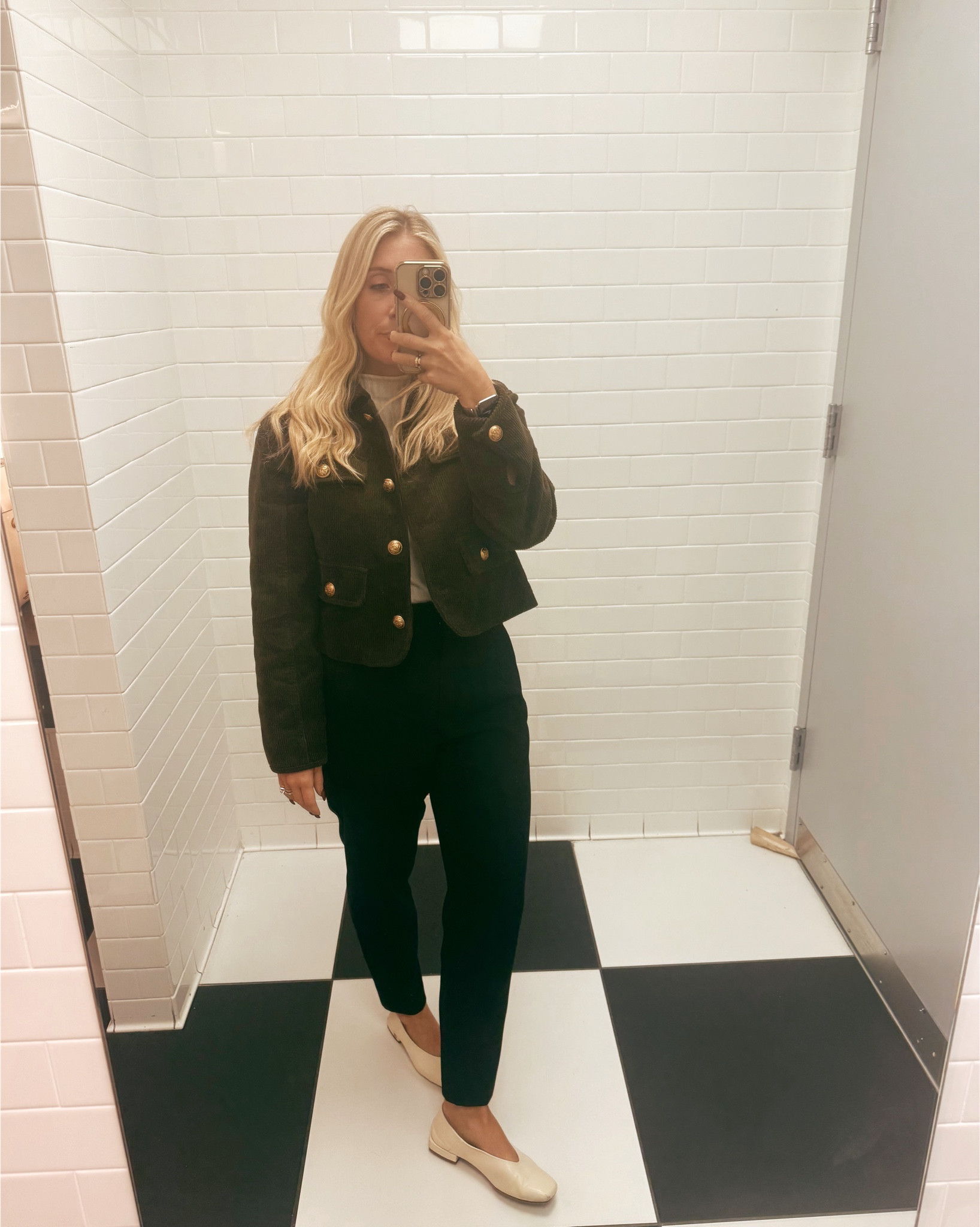 Perfect fall office outfit - jacket is so warm! 

#LTKWorkwear #LTKSeasonal #LTKStyleTip