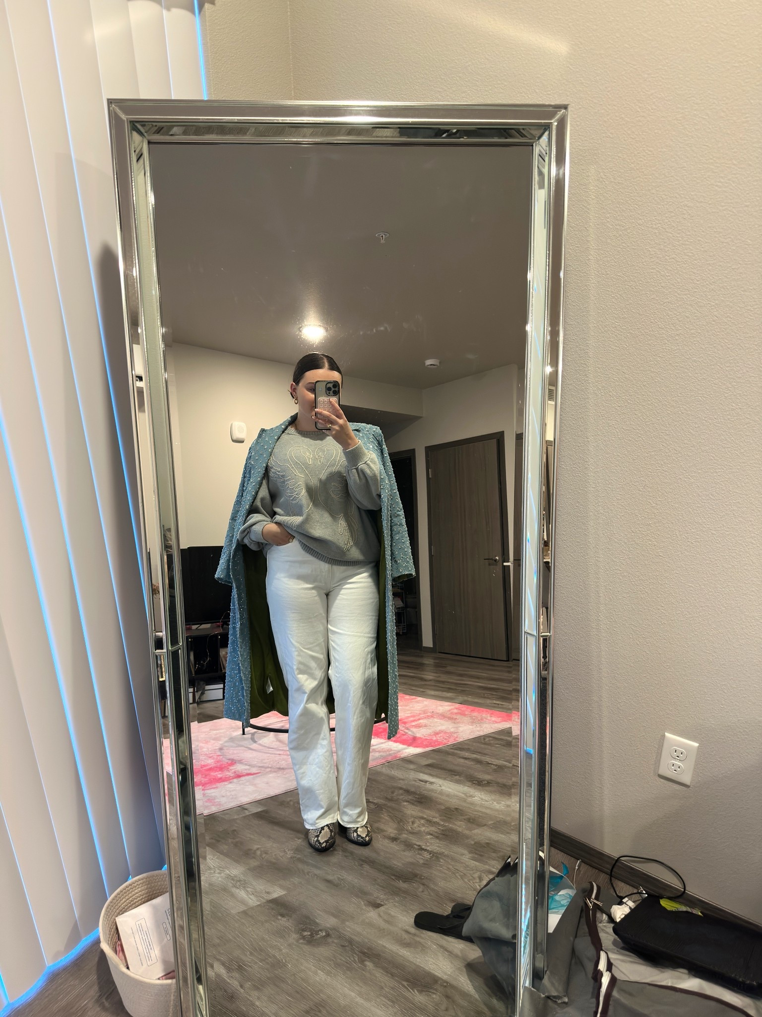 What I wore to work as a midsize girly! A little out of my comfort zone but such a fun outfit 🥰

I’m wearing a M sweater, L jacket, size 31 jeans and size 9 boots

#LTKSeasonal #LTKWorkwear #LTKMidsize