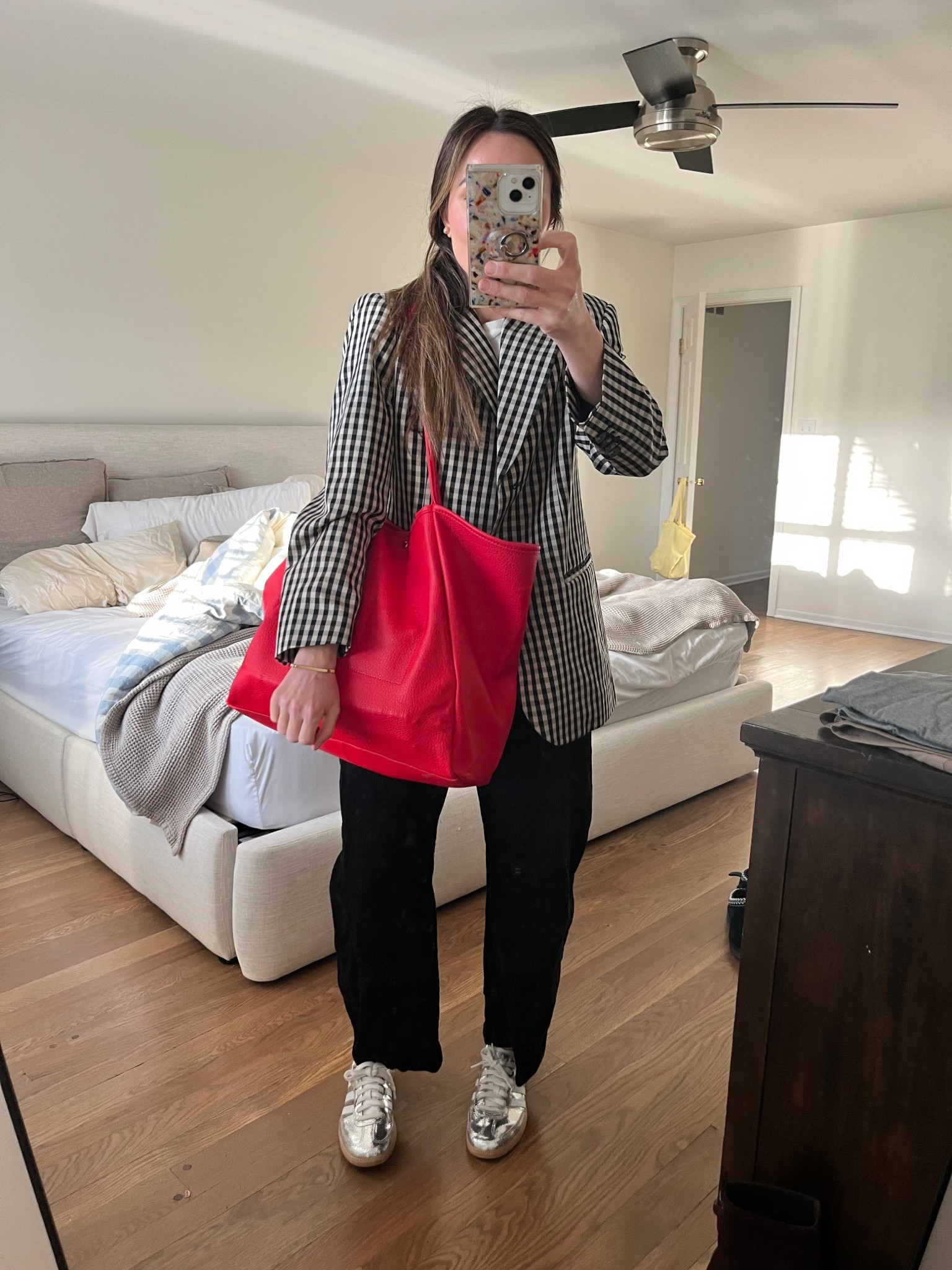 Today’s work fit has overalls as a base and I’m here for it!

#LTKootd #LTKgrwm #LTKdayinmylife