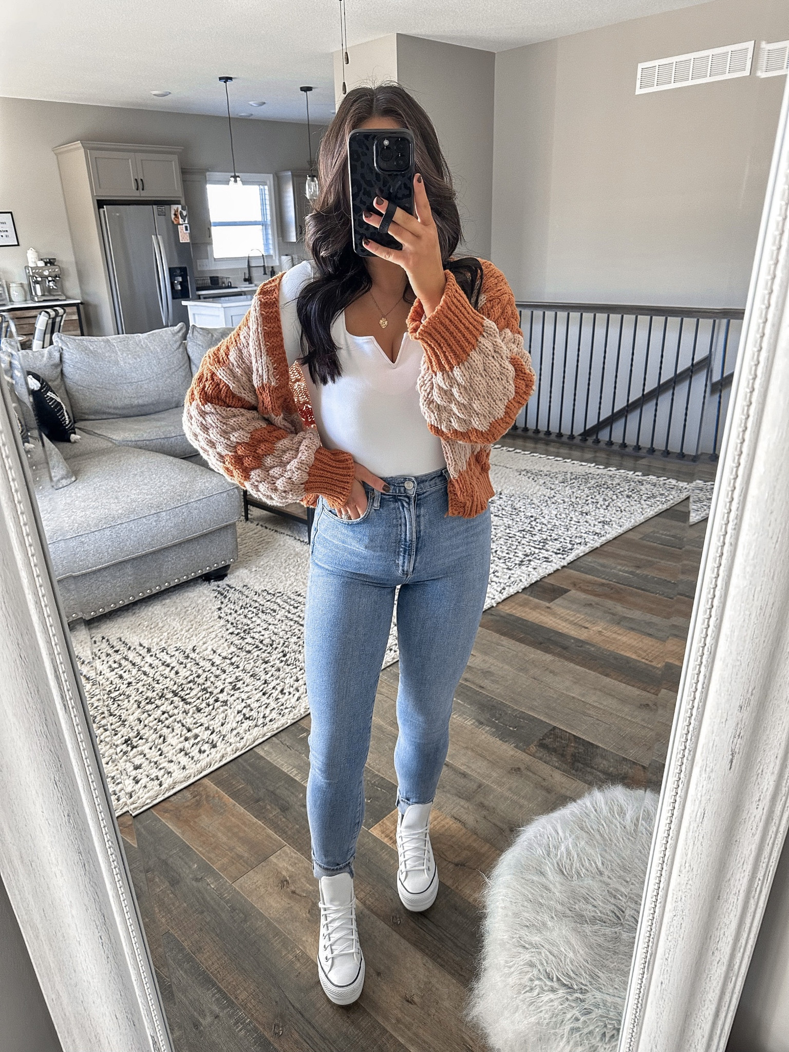 amazon outfit ideas 🖤

Cardigan — medium
Bodysuit — small
Jeans — 25

Amazon fashion | amazon finds | amazon cardigan | chunky knit cardigan | white long sleeve bodysuit | high rise skinny jeans outfit | platform converse outfit | white leather converse 



#LTKunder50 #LTKunder100 #LTKshoecrush